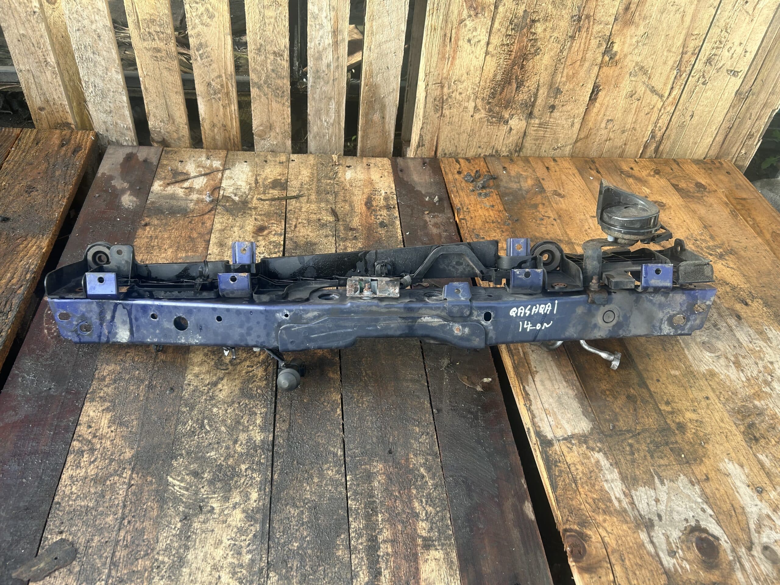 Nissan Qashqai 2013-2017 Front Upper Slam Panel – ( Various Colours )