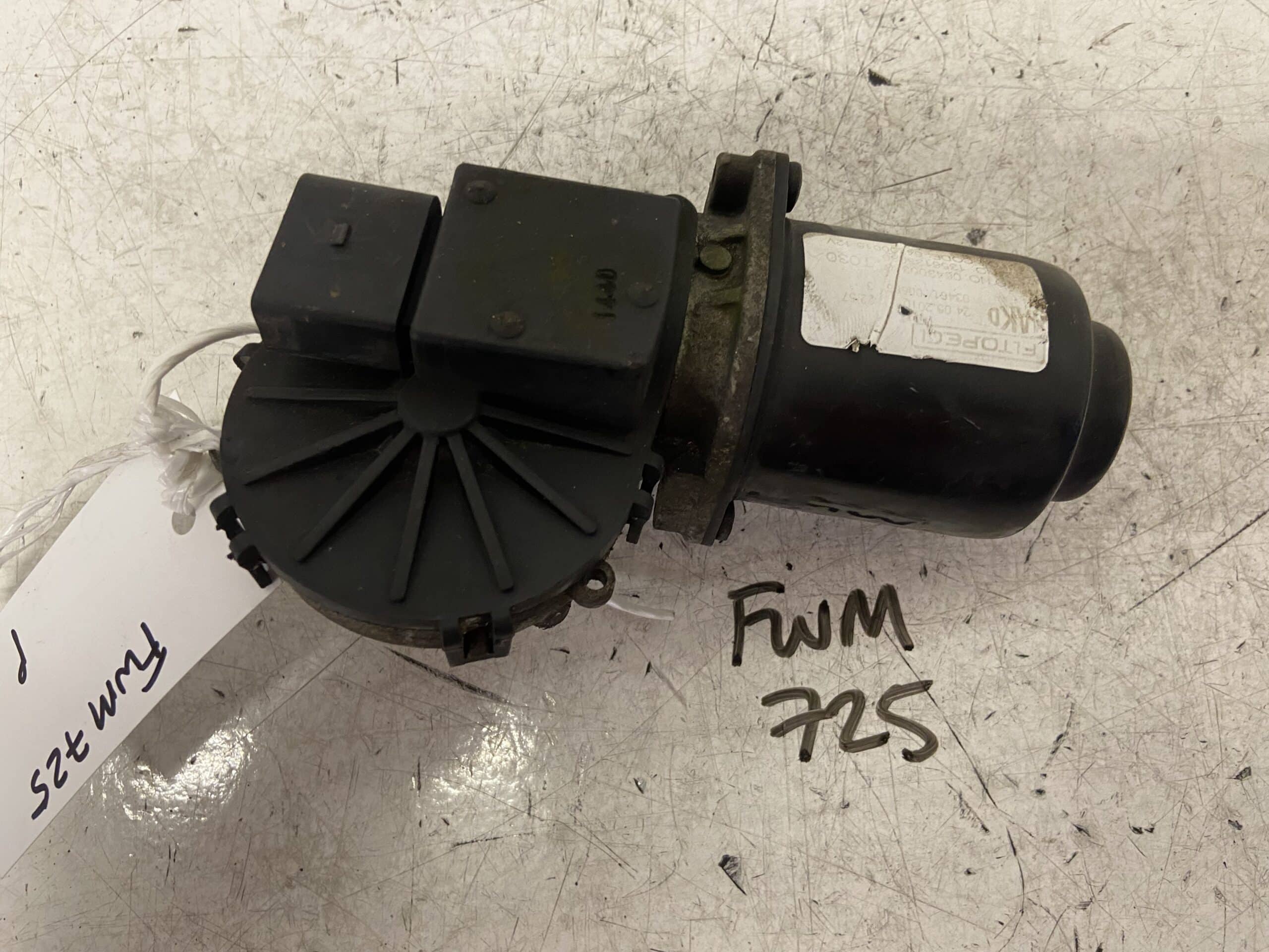 Citroen Nemo / Peugeot Bipper 2008-2016 Front Wiper Motor