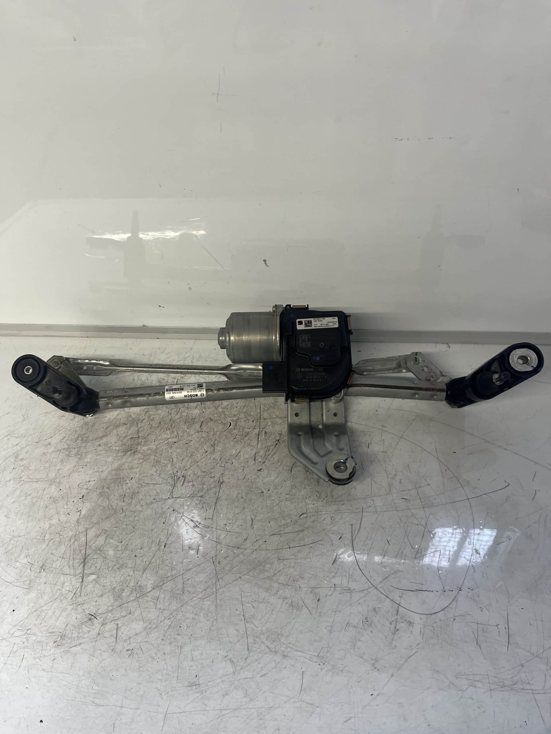 Cupra Formentor 2020-2025 Front Wiper Motor And Linkage – 5FH955113B