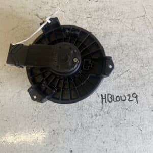 Suzuki Swift 2005-2010 Heater Blower Motor – Non Air Con Type – 2 Pin Plug Type