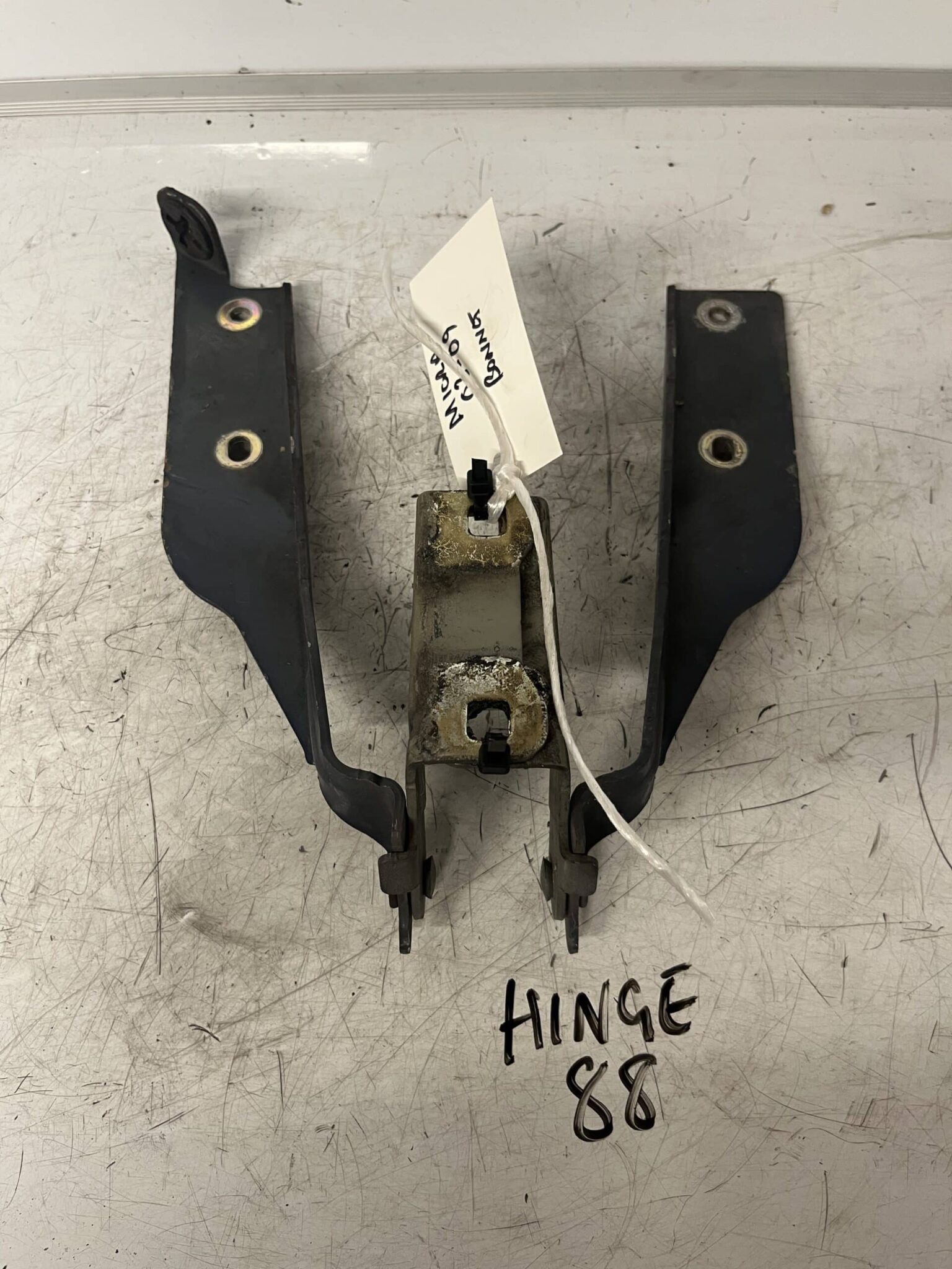 Nissan Micra 2003-2009 Bonnet Hinges – PAIR