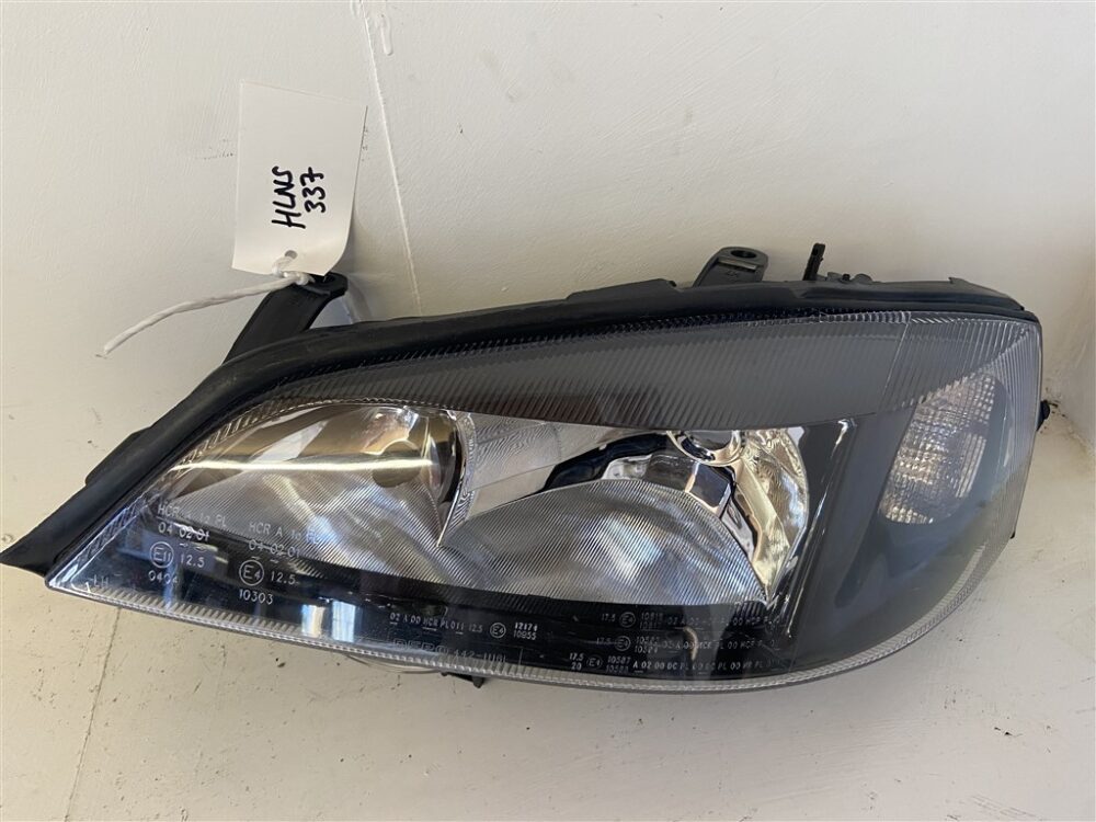 Vauxhall Astra 1998-2004 Hatchback / Estate Near Side Headlamp – Black / Chrome Fascia