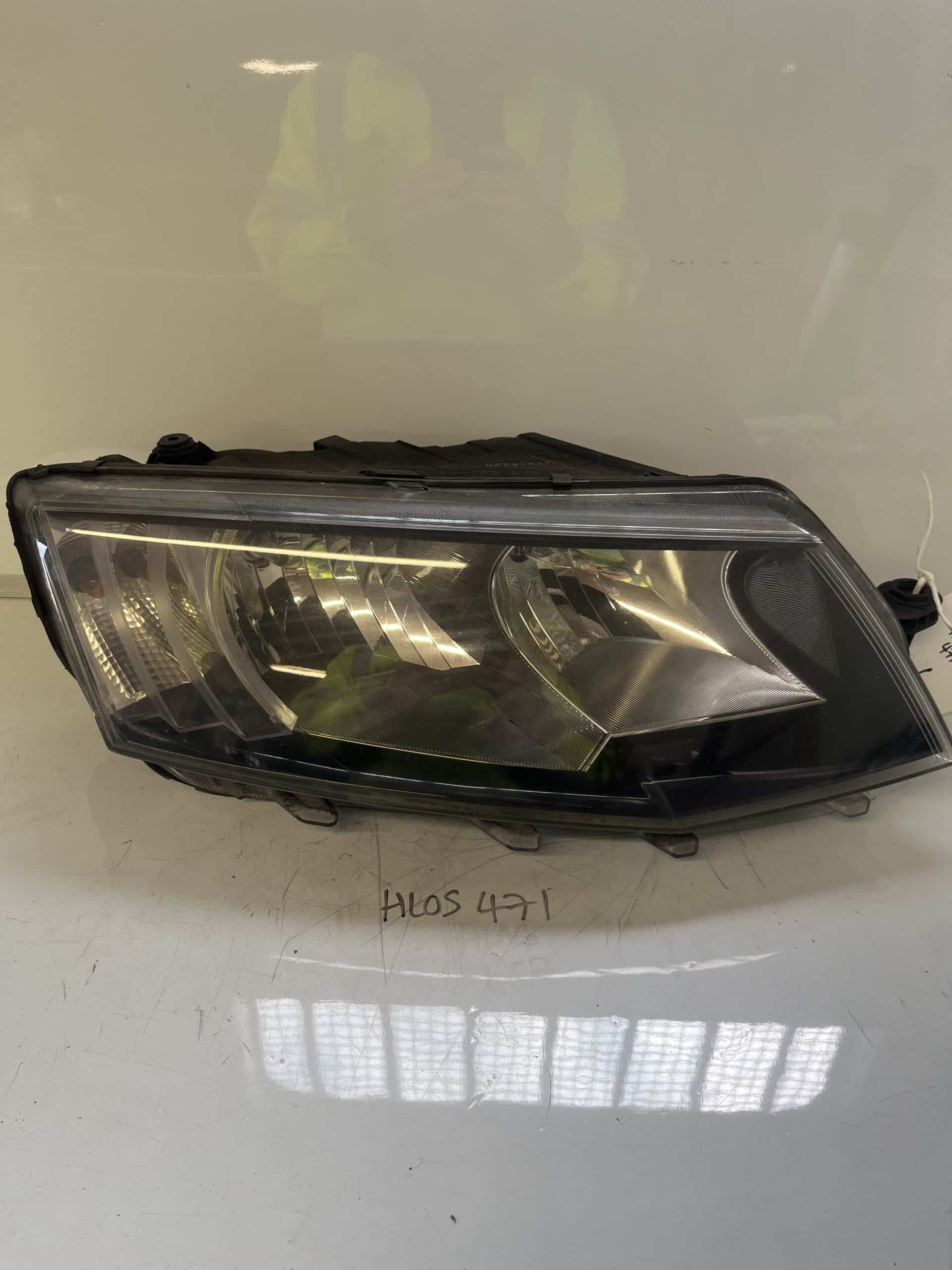 Skoda Octavia 2013-2017 Off Side Headlamp – 5E2941016