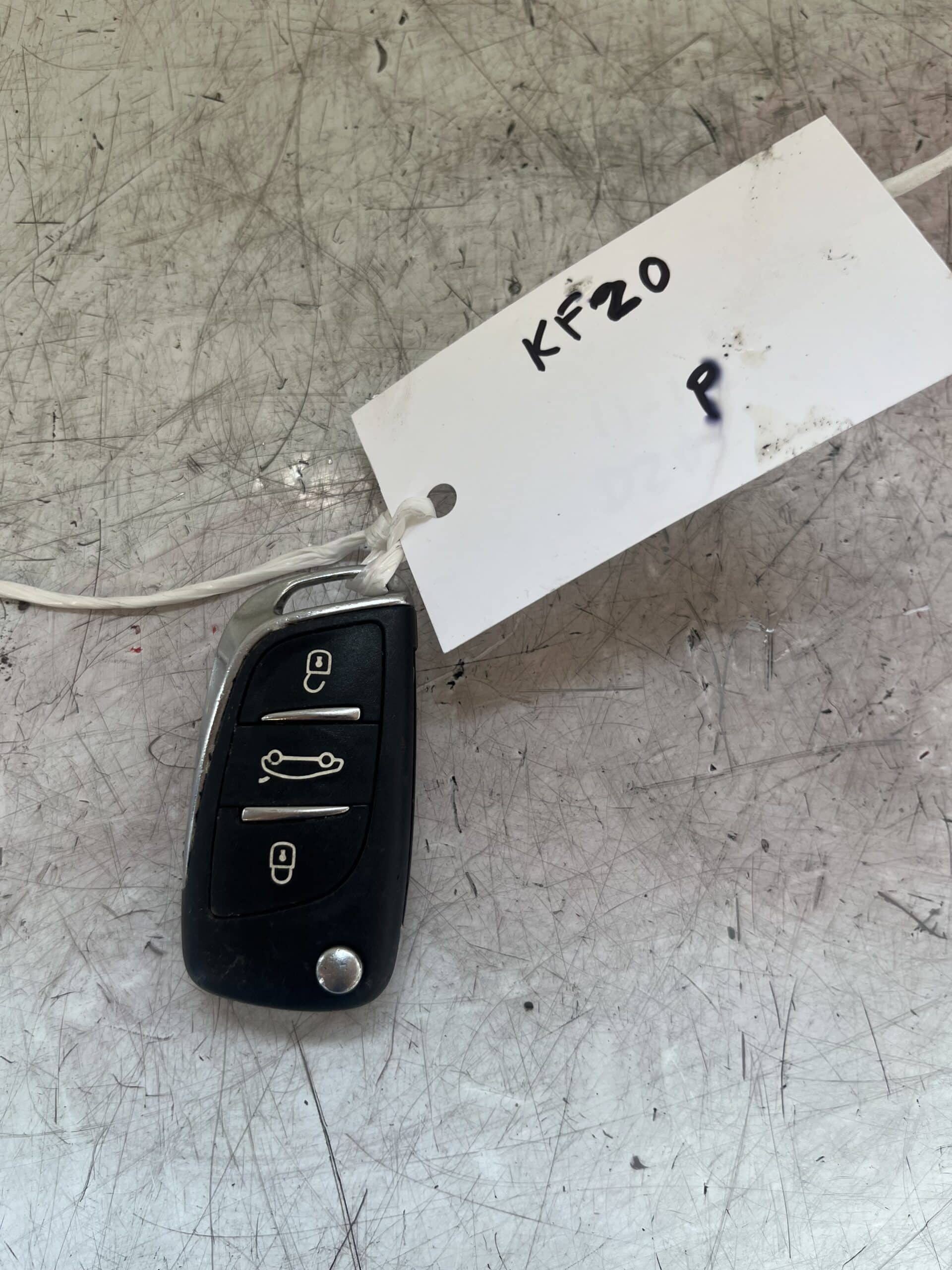 Citroen DS4 2011-2015 MK3 Key Fob – 9674000680