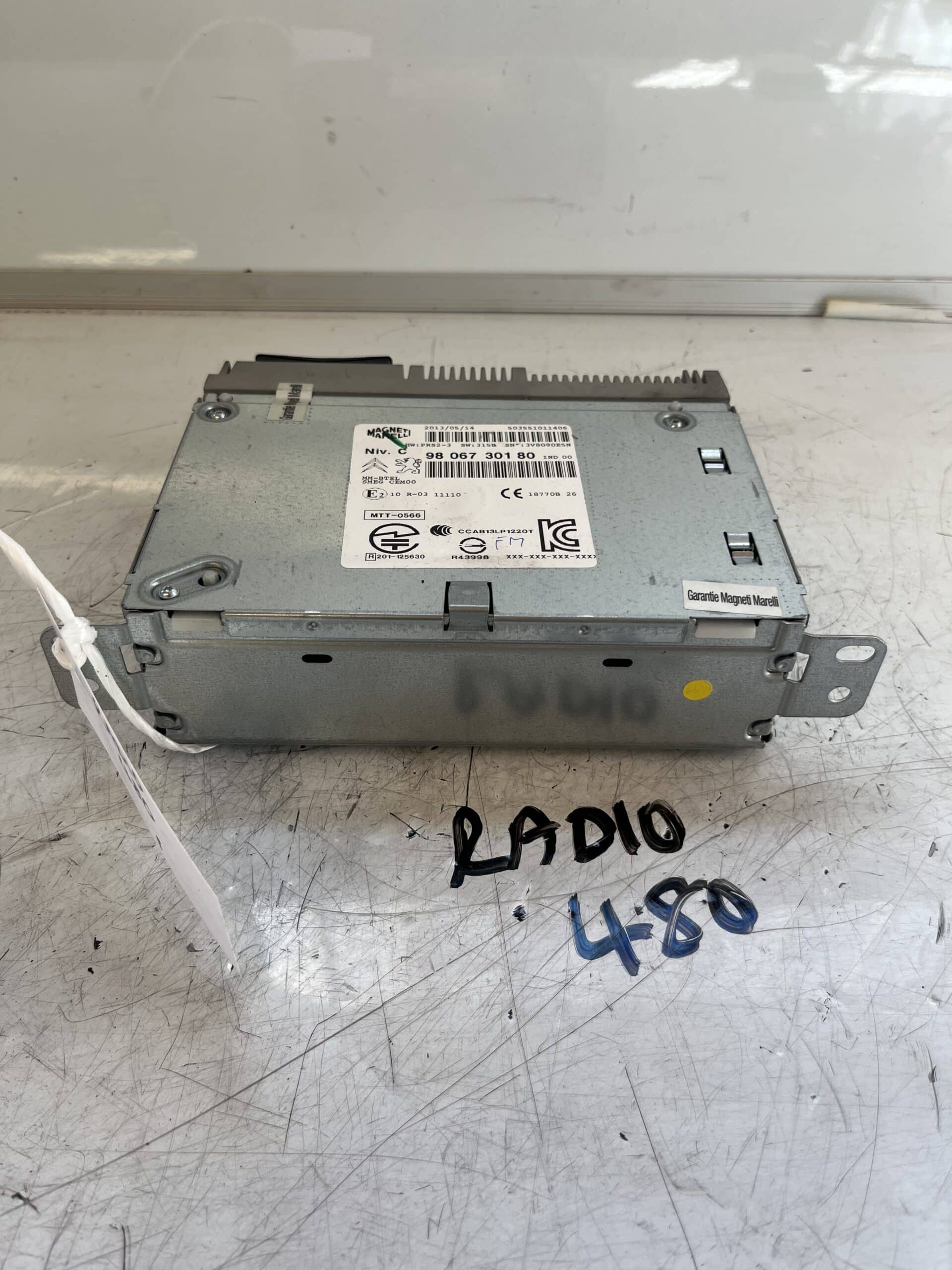 Peugeot 208 2012-2018 Radio Head Unit – 9806730180
