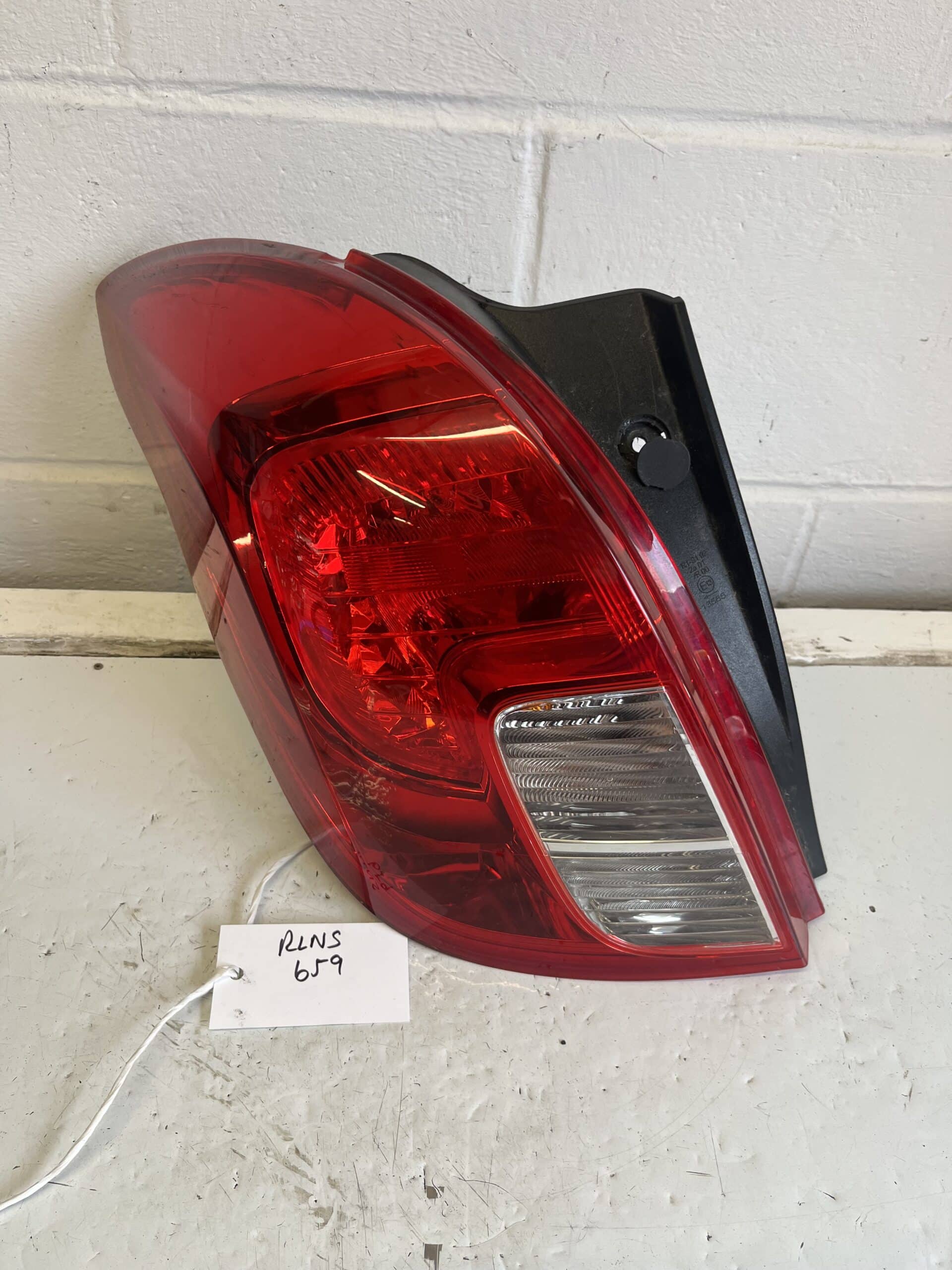 Vauxhall Mokka 2012-2019 Hatchback Near Side Taillamp – 42435941