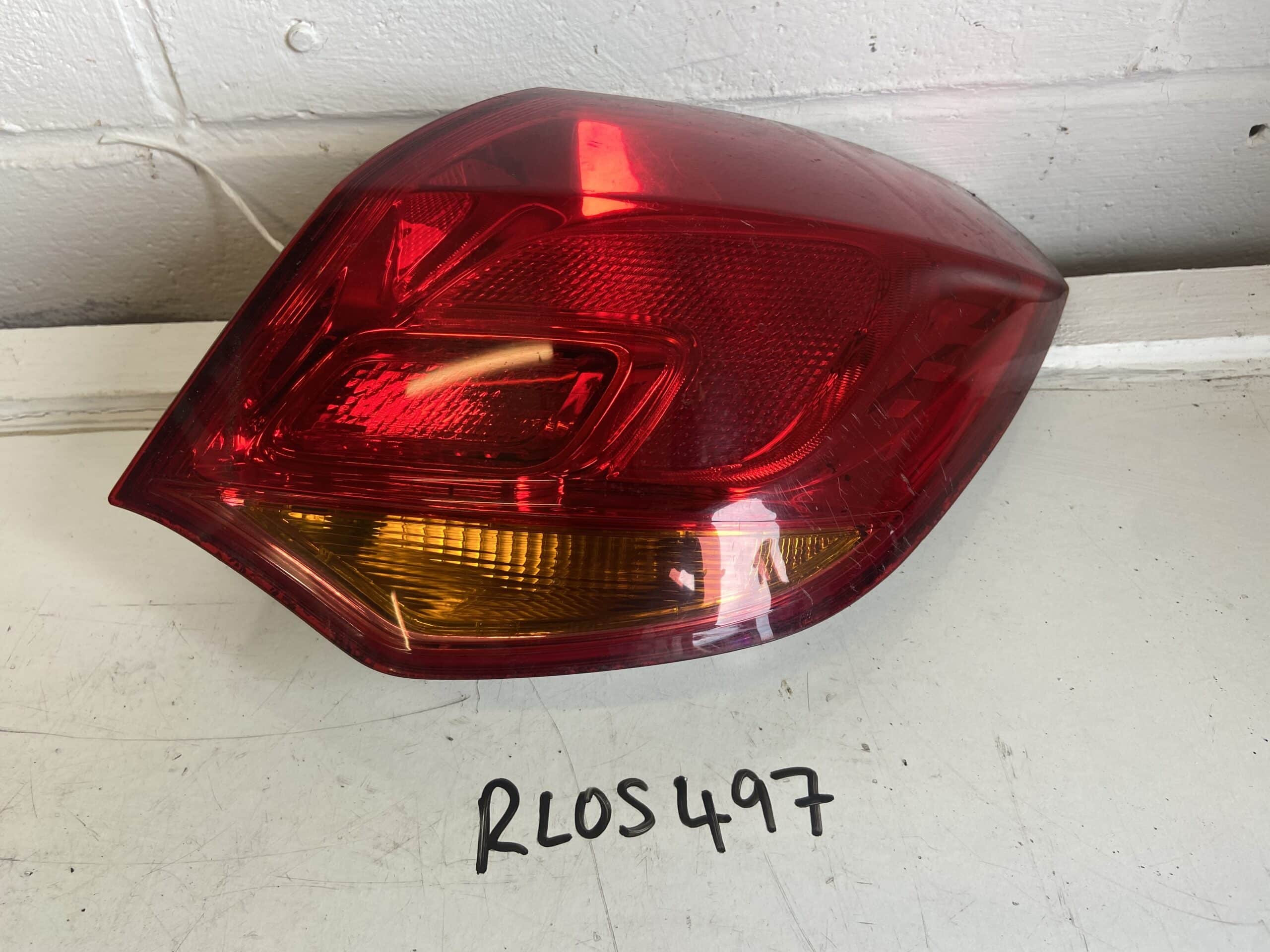 Vauxhall Astra 2010-2015 5 Door Hatchback Off Side Taillamp – Clear Lense – Orange Indicator