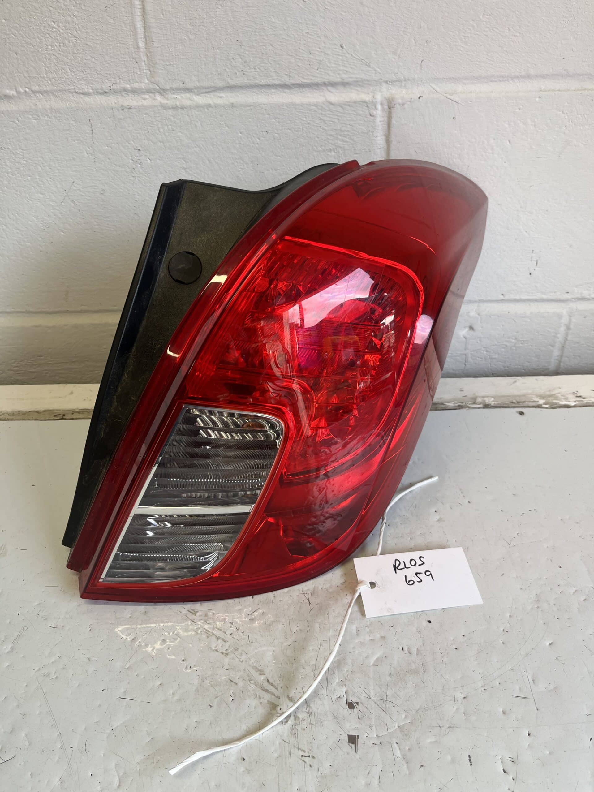 Vauxhall Mokka 2012-2018 Hatchback Off Side Taillamp – 42435942