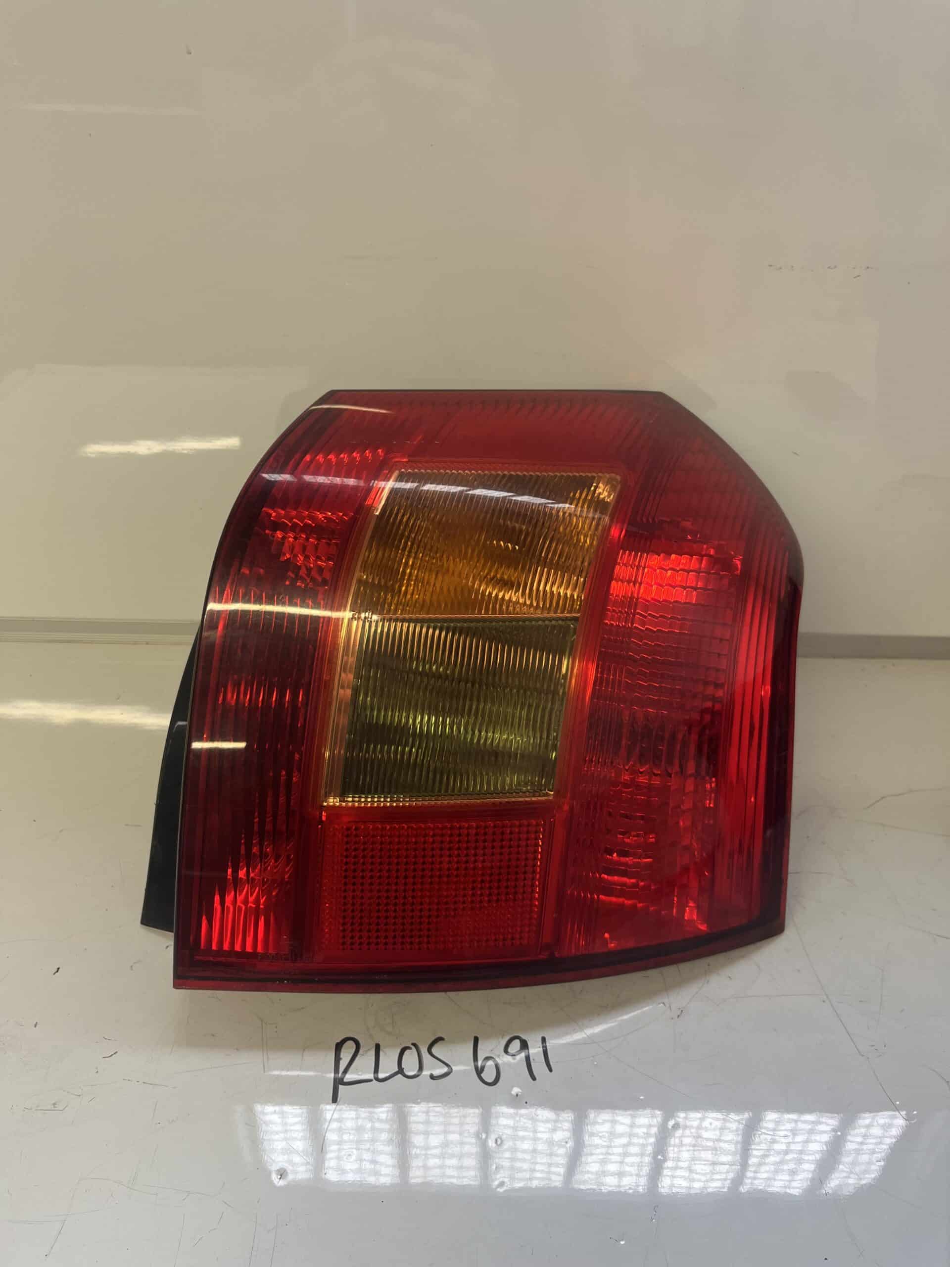 Toyota Corolla 2002-2007 Hatchback Off Side Taillamp