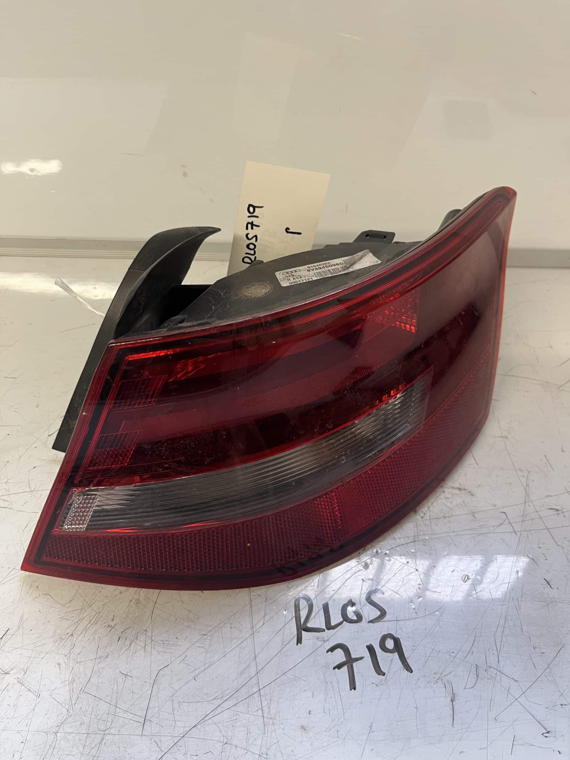 Audi A3 2012-2017 Hatchback Off Side Taillamp – 8V3945096C ( Halogen )