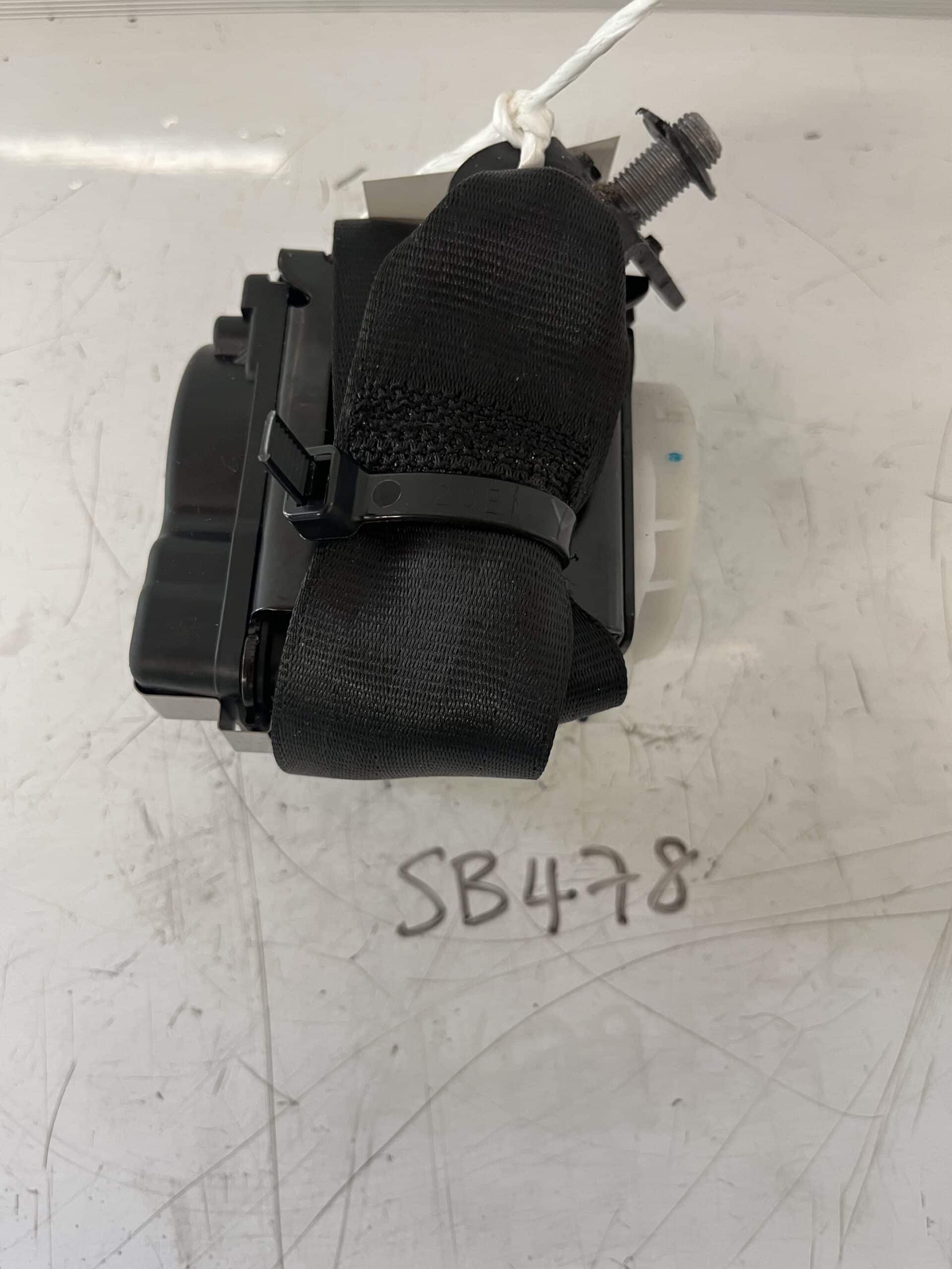Audi Q3 2011-2015 5 Door Rear Seatbelt – 8U0857805B ( Universal Fits Both Sides Rear )