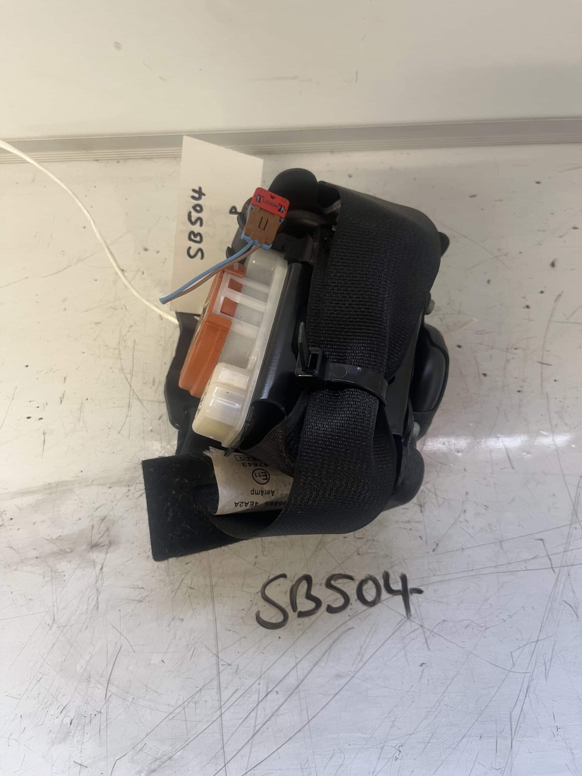 Nissan Qashqai 2013-2017 5 Door Near Side Front Seatbelt