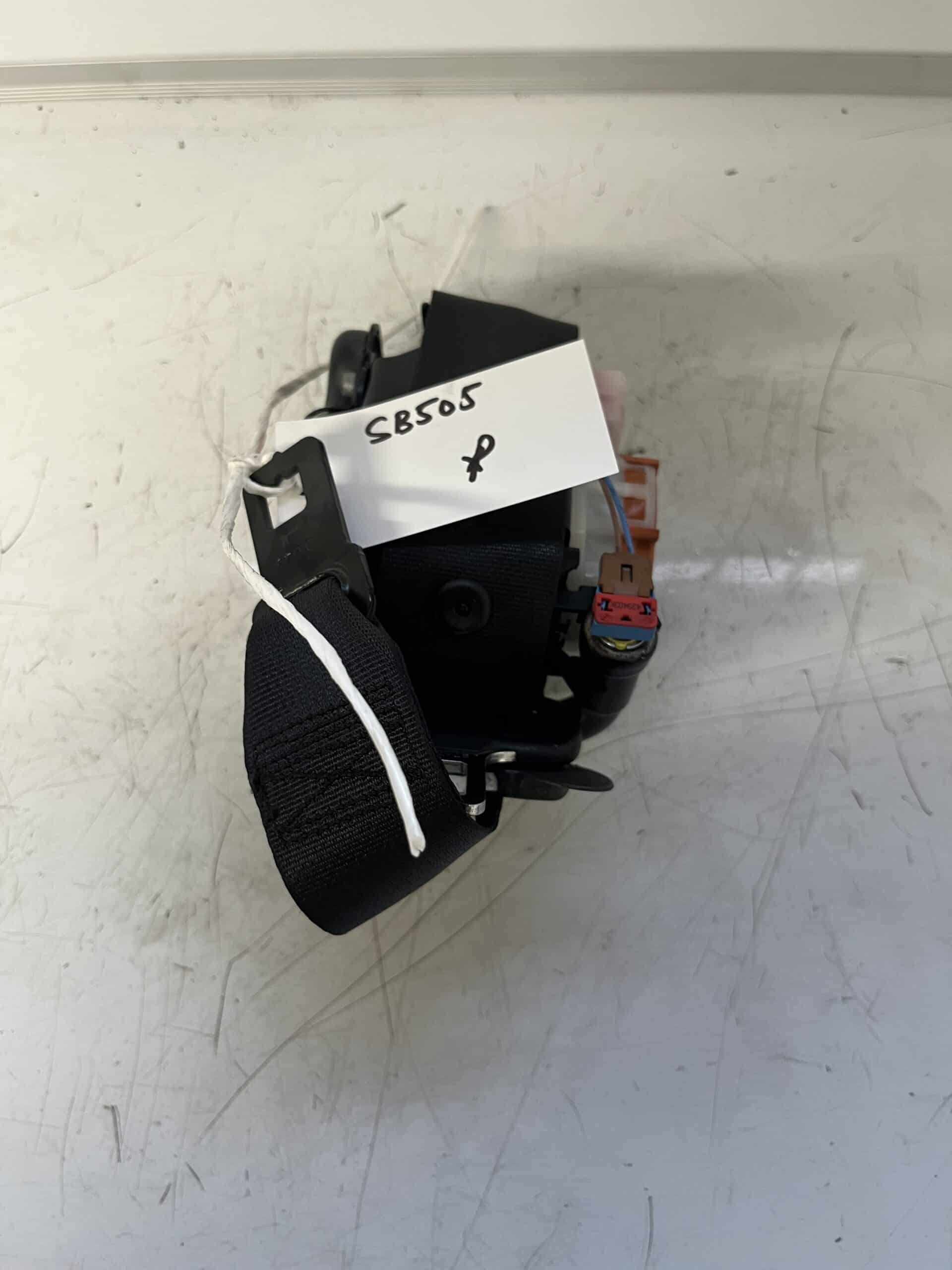 Nissan Qashqai 2013-2017 5 Door Off Side Front Seatbelt