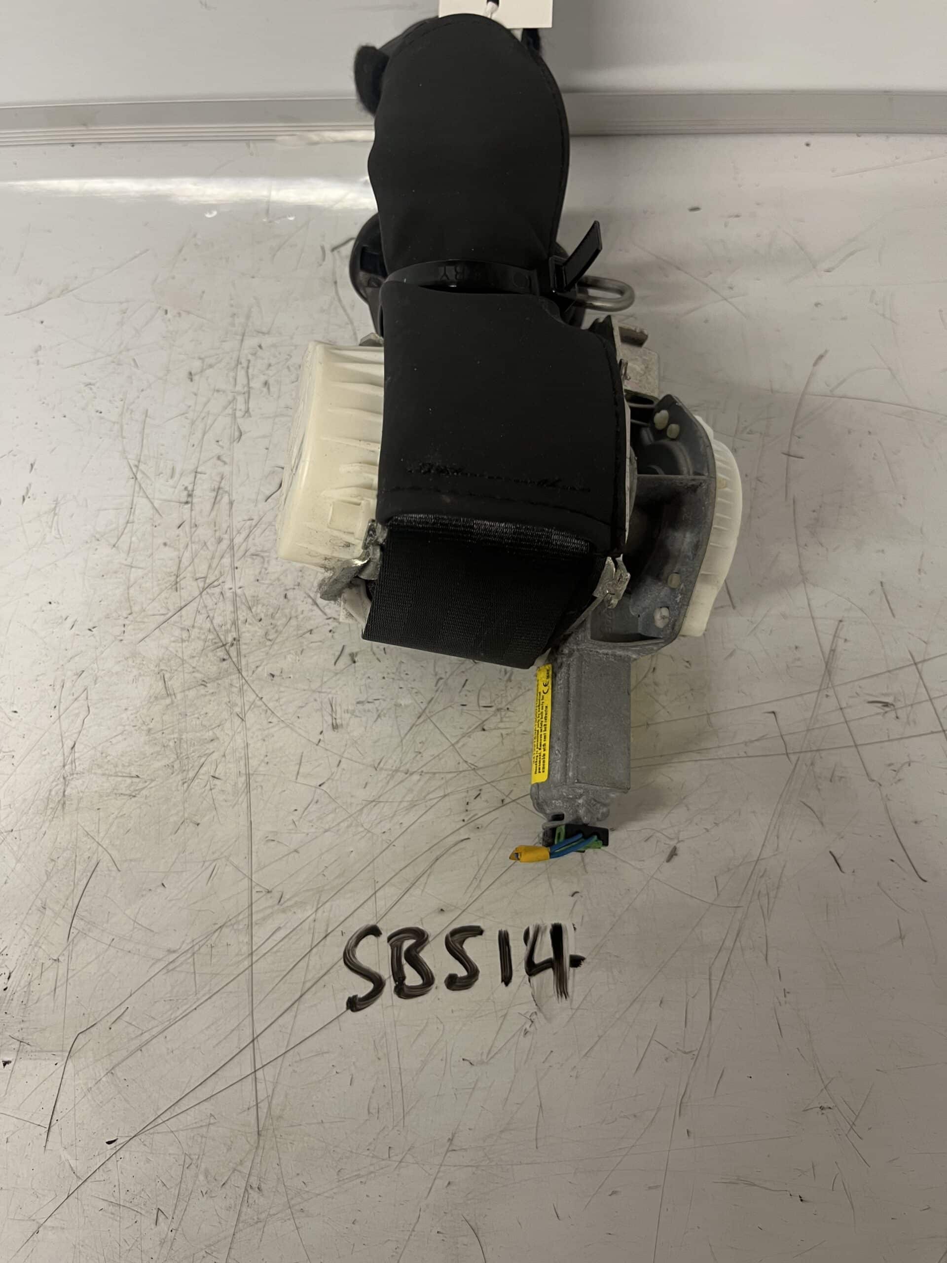 Fiat 500L 2013-2017 5 Door Hatchback Off Side Front Seatbelt – 07355572980