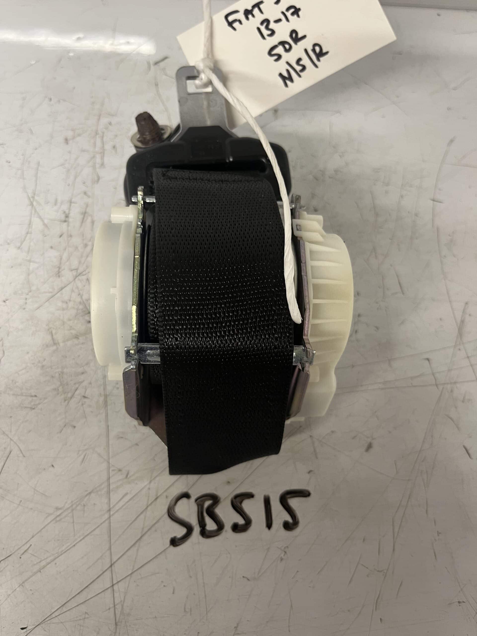 Fiat 500L 2013-2017 5 Door Hatchback Near Side Rear Seatbelt – 07355710690