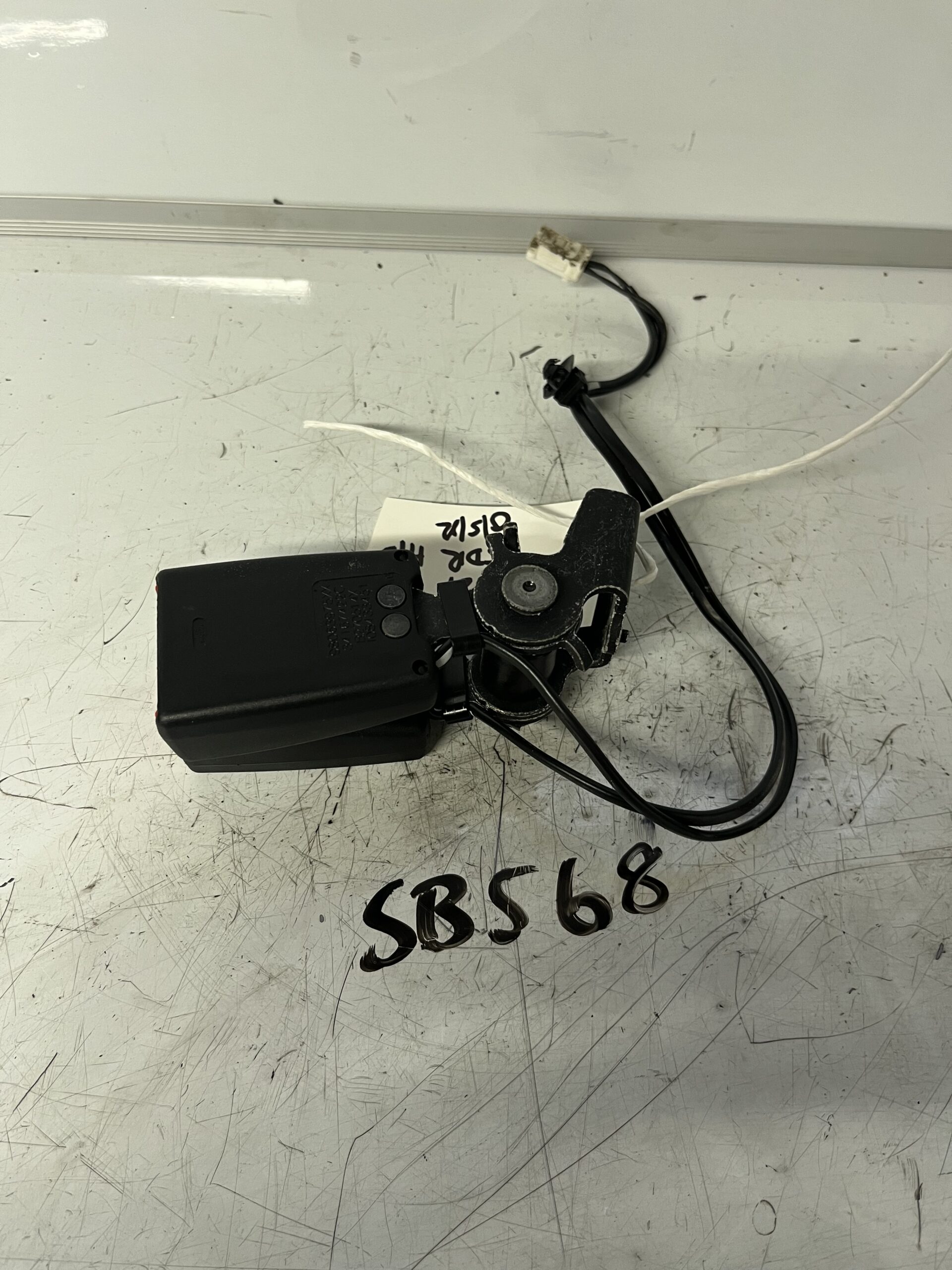 Peugeot 308 2013-2021 5 Door Hatchback Off Side Rear Seatbelt Anchor – 98063975XX