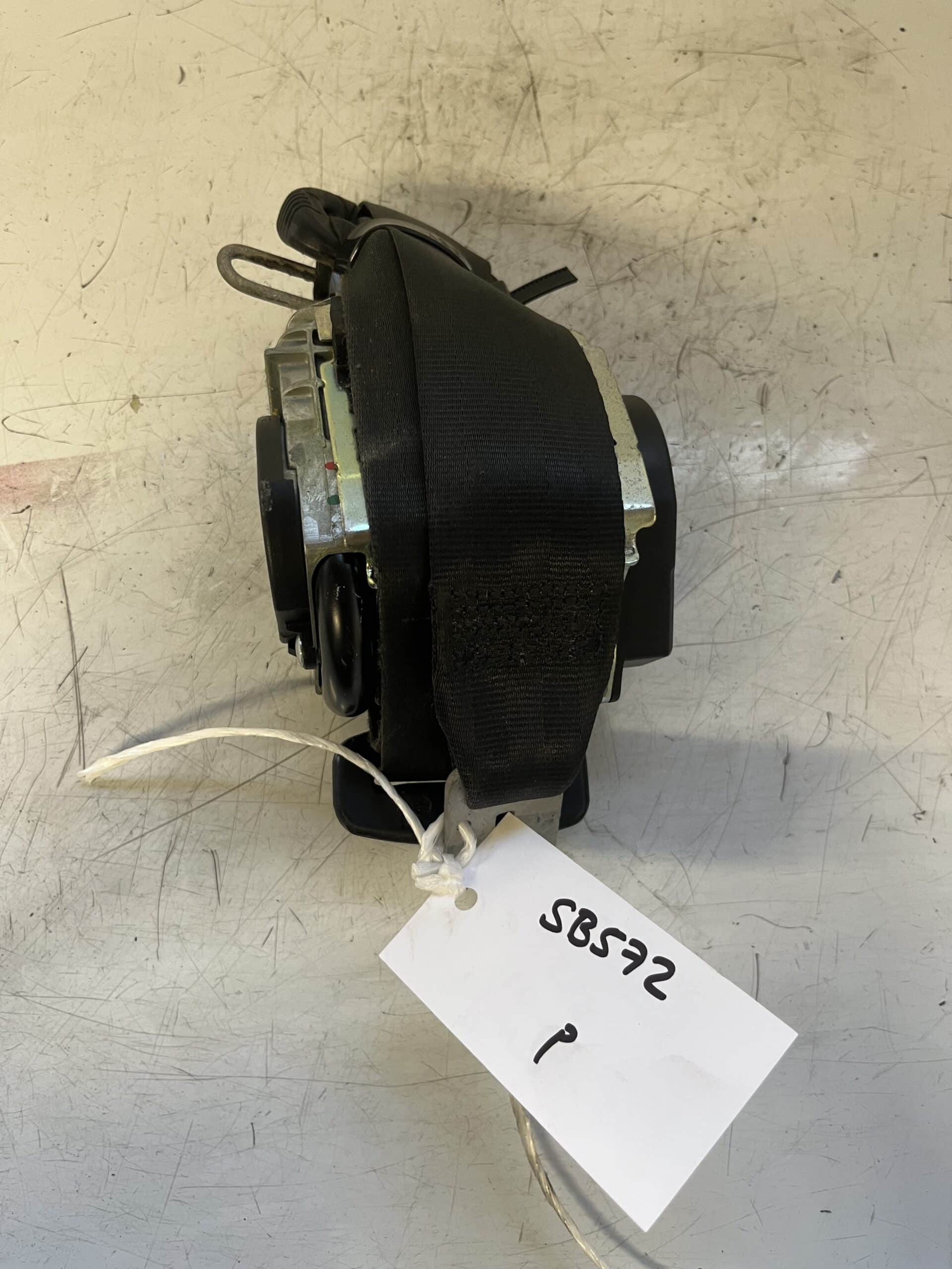 Fiat Punto 2010-2013 5 Door Hatchback Off Side Front Seatbelt – 735501771 / 617493200