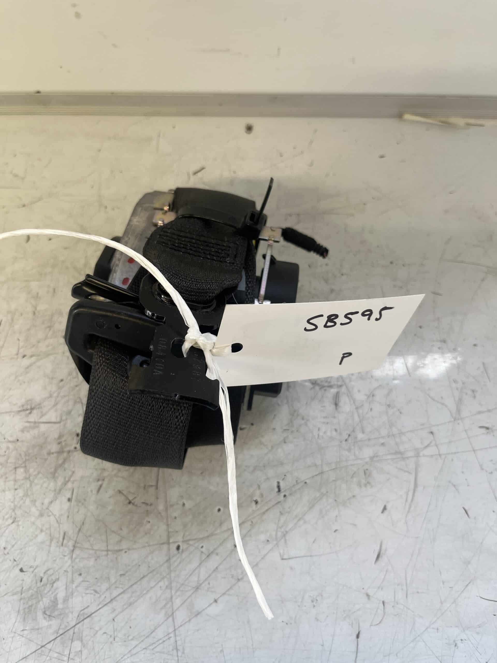 Vauxhall Astra GTC 2010-2015 3 Door Hatchback Near Side Front Seatbelt – 13337411