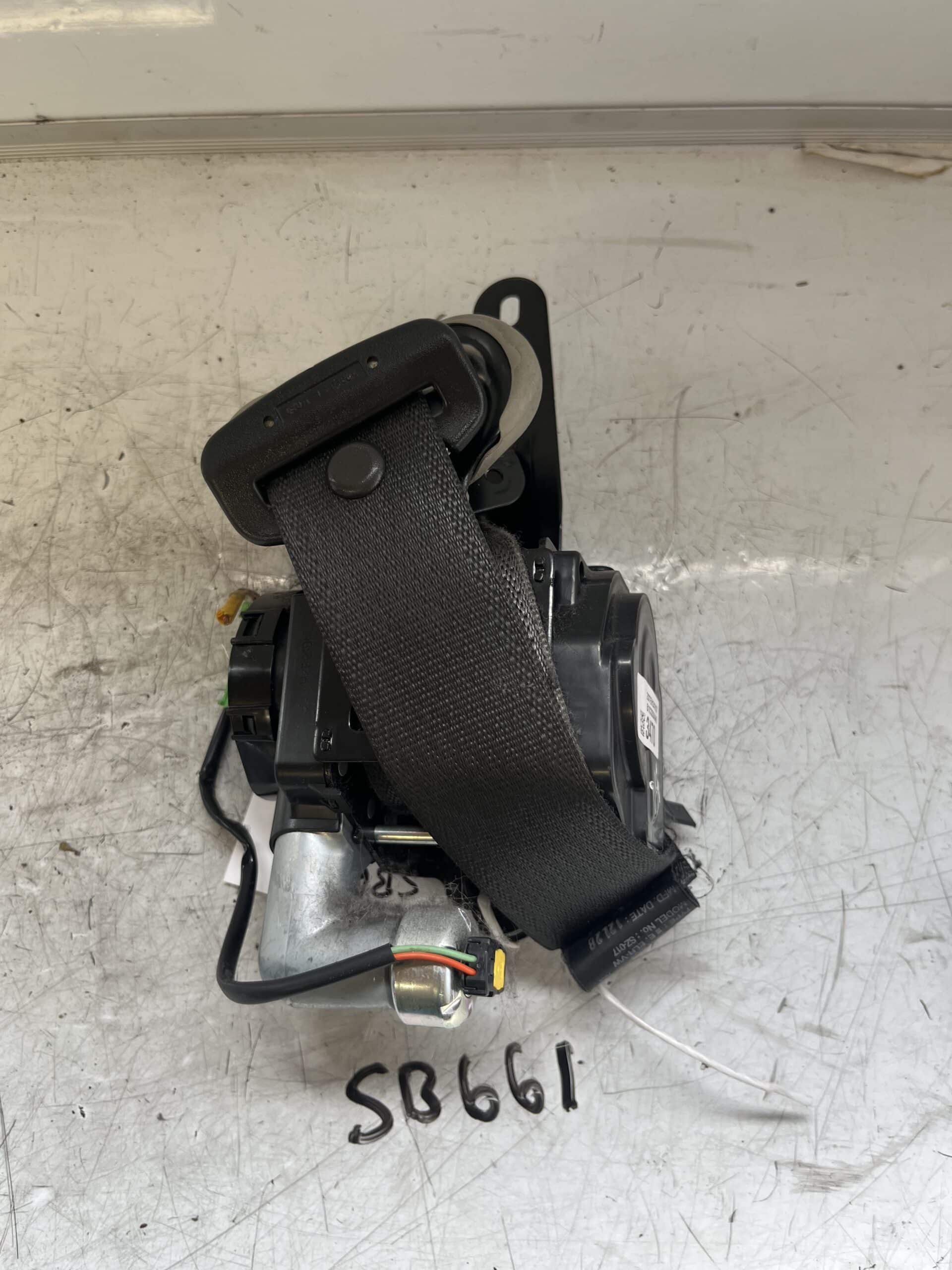 Vauxhall Antara 2006-2014 5 Door Off Side Front Seatbelt – 95473470