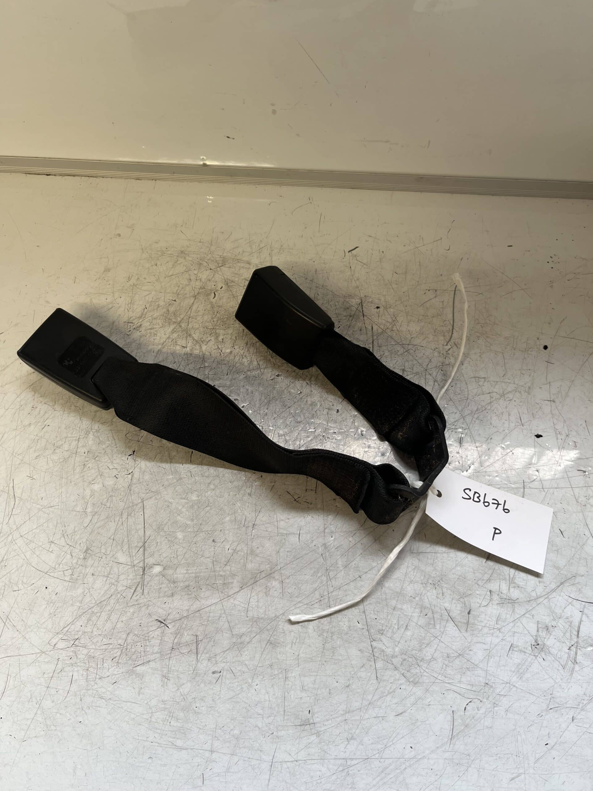 Bmw X1 2009-2015 5 Door Hatchback Off Side Rear Double Seatbelt Anchor – 7317731