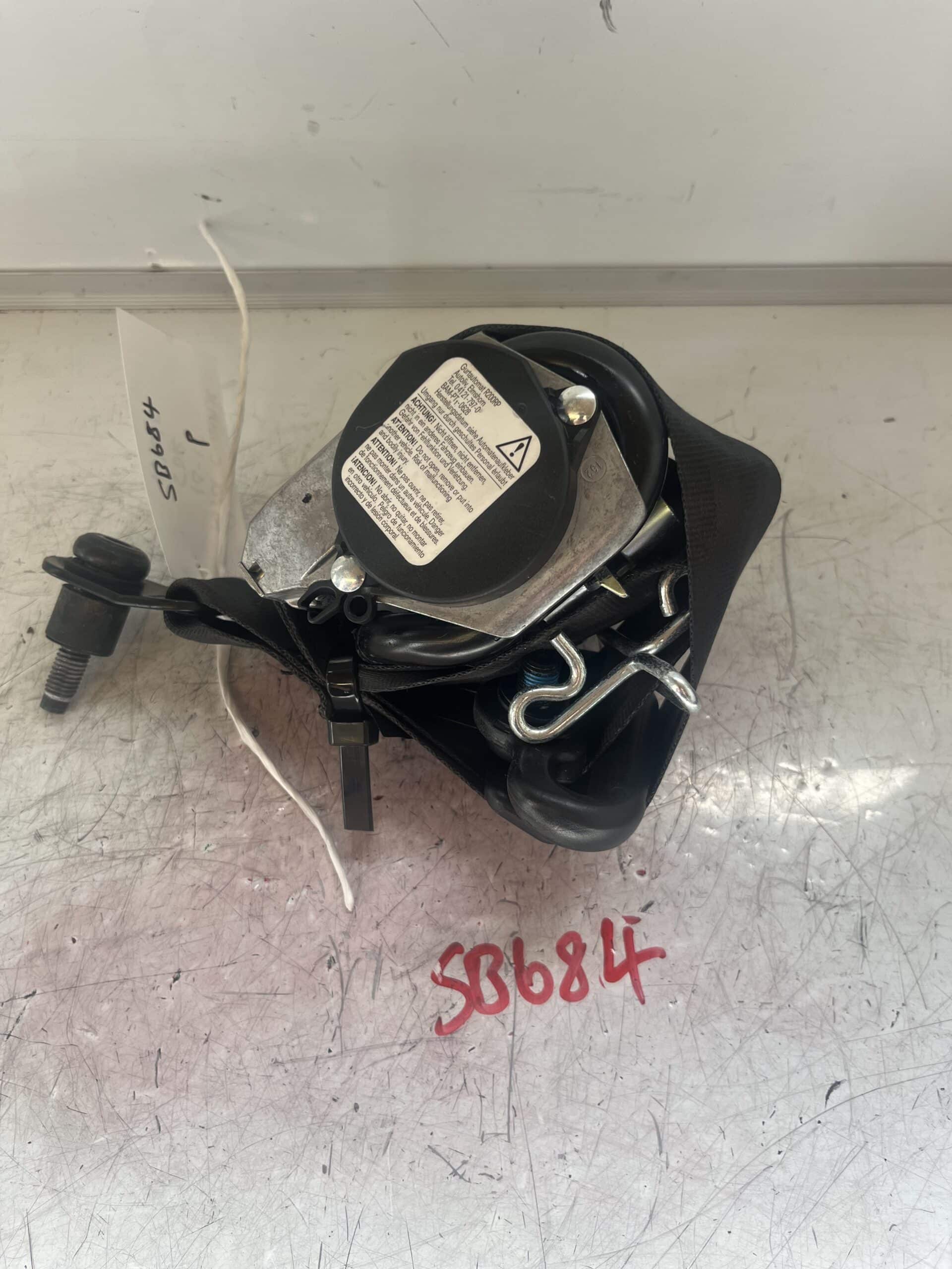 Ford C-Max 2010-2015 5 Door MPV Near Side Front Seatbelt – AM51-R61295-ABW