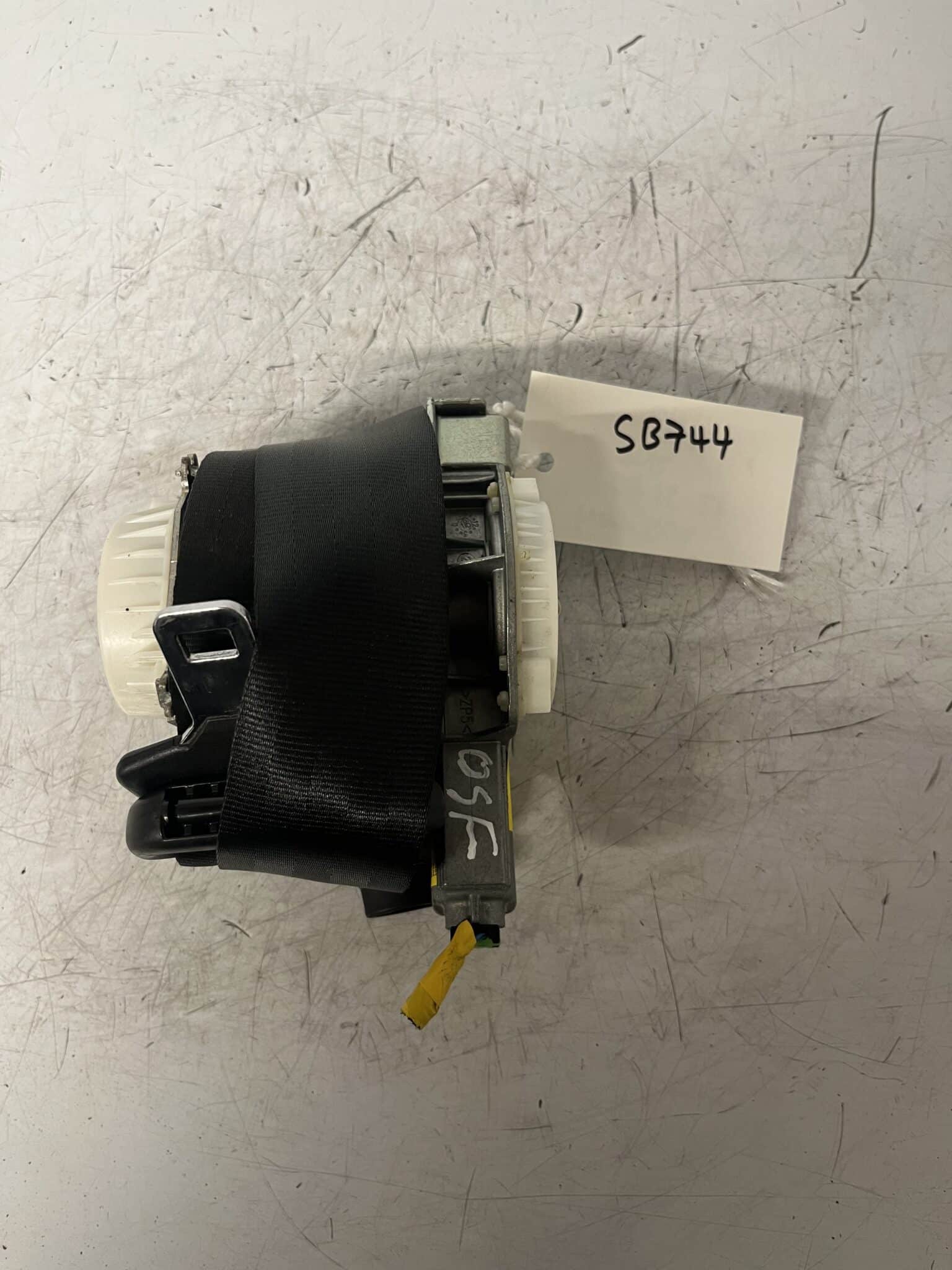 Fiat 500 2015-2021 3 Door Hatchback Off Side Front Seatbelt – 07356425930