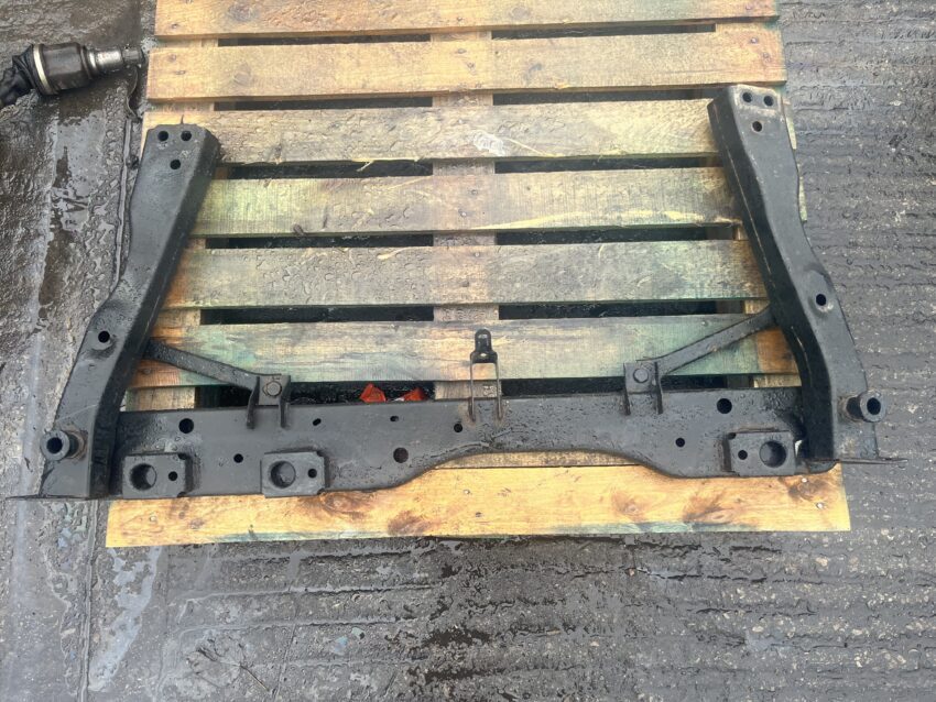 Nissan Qashqai 2013-2017 Front Subframe / Radiator Support