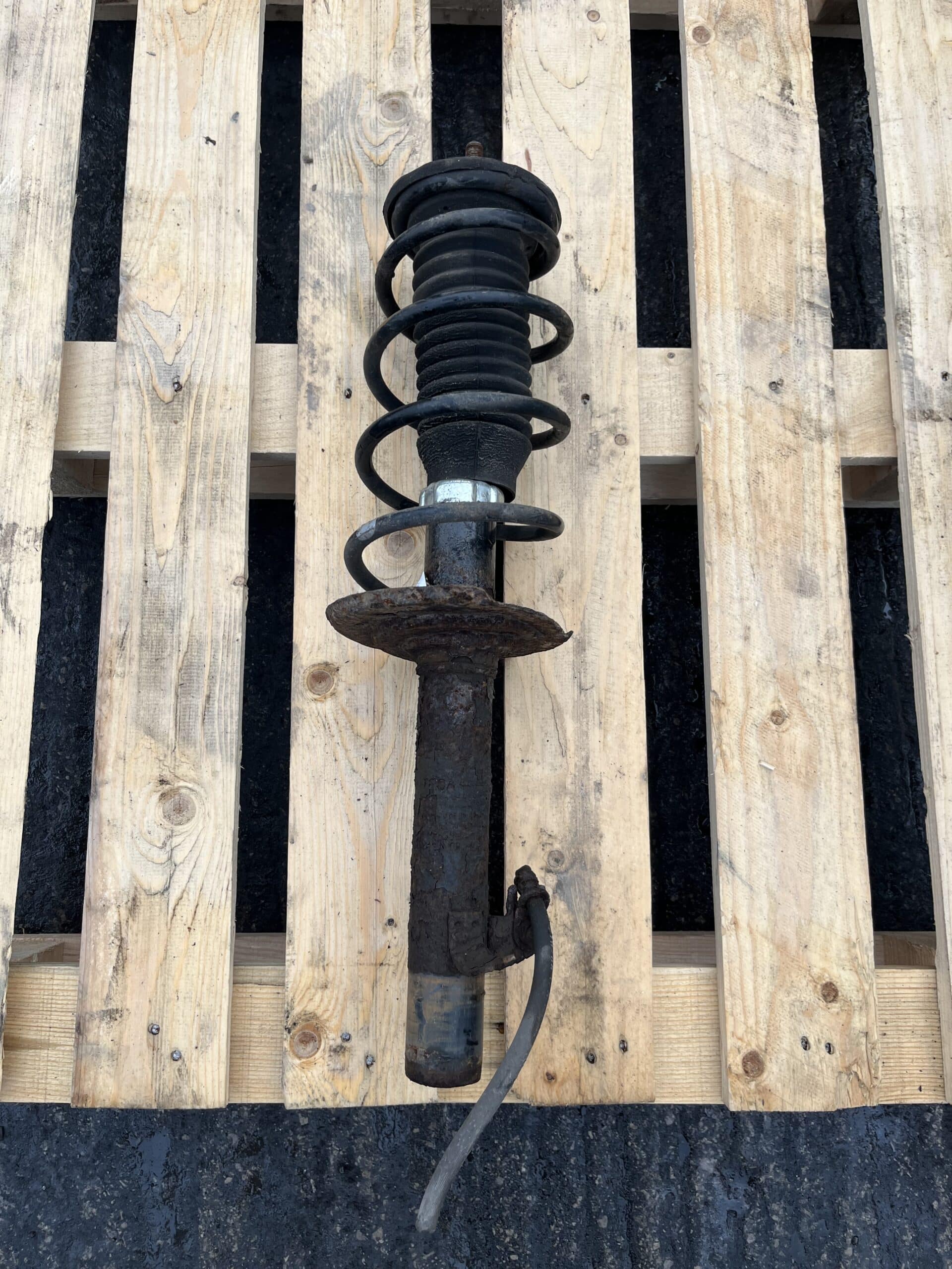 Citroen C1 / Peugeot 107 / Toyota Aygo 2005-2012 1.0 Petrol Off Side Front Shock Absorber