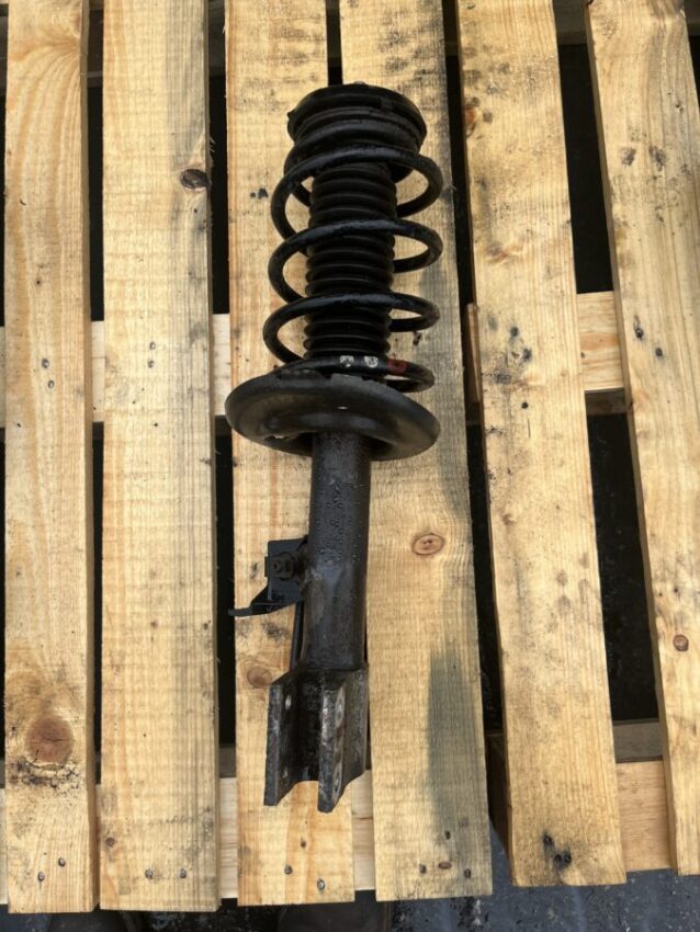 Peugeot 3008 2008-2014 1.6 Petrol Off Side Front Shock Absorber