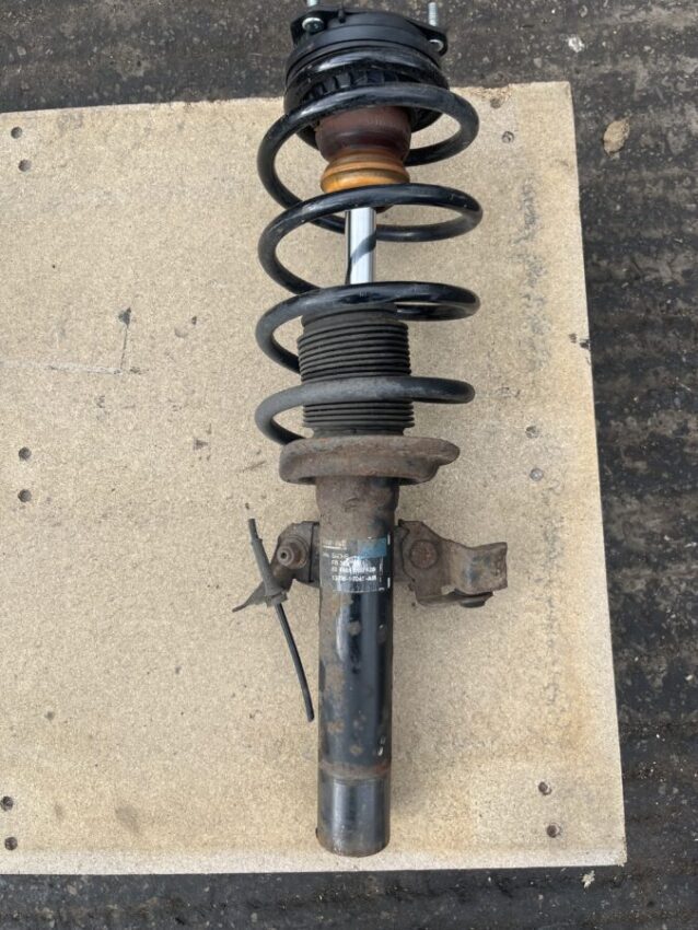 Ford Mondeo 2001-2007 1.8 / 2.0 Petrol Off Side Front Shock Absorber