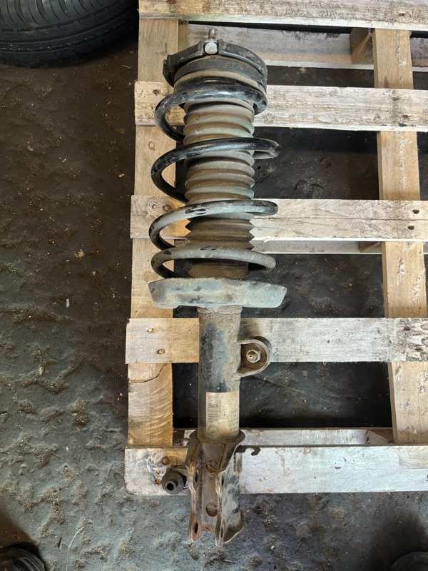 Vauxhall Combo 2012-2018 1.3 Diesel Near Side Front Shock Absorber – 51880839