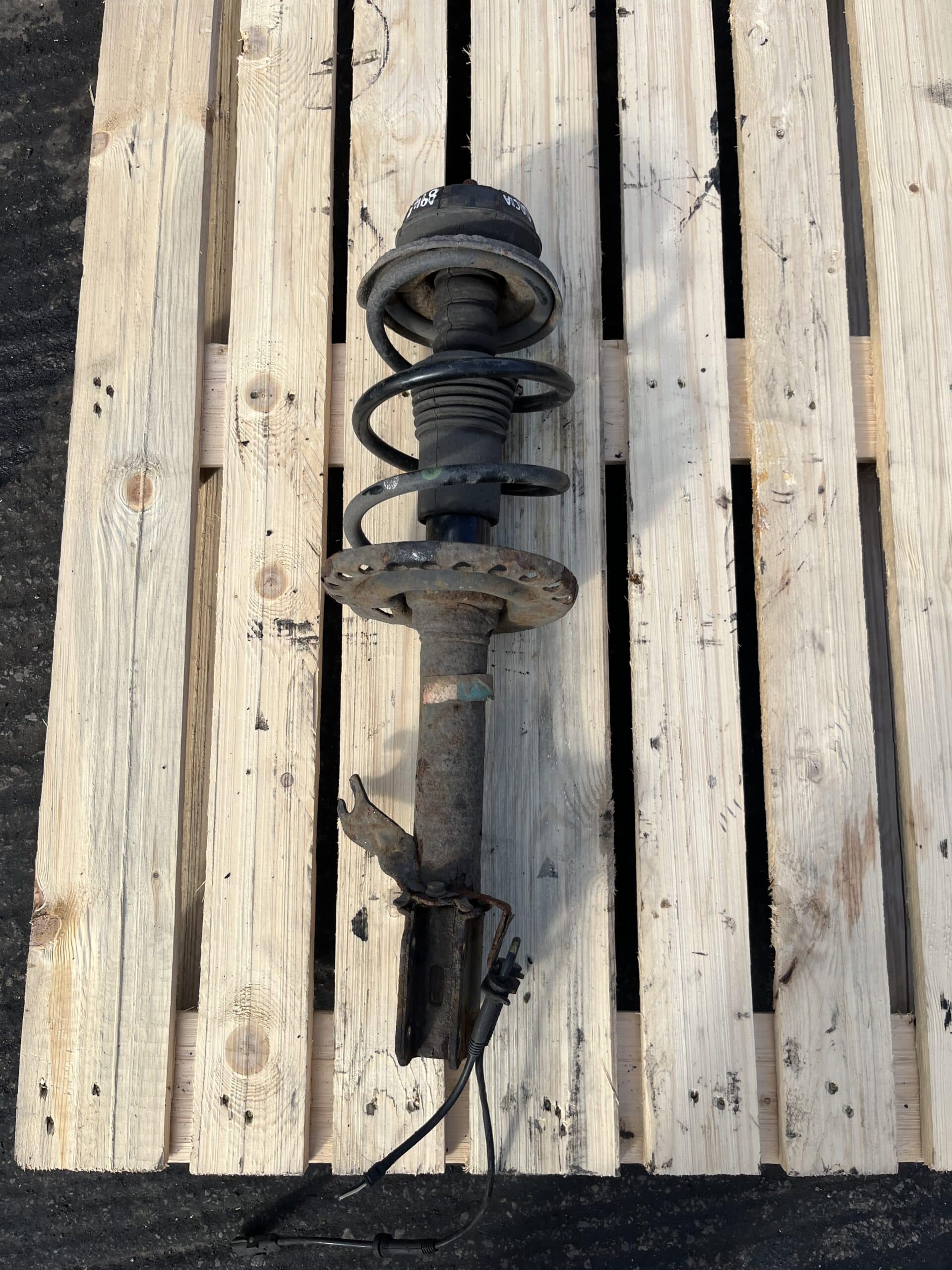 Dacia Sandero 2012-2016 898cc Petrol Near Side Front Shock Absorber