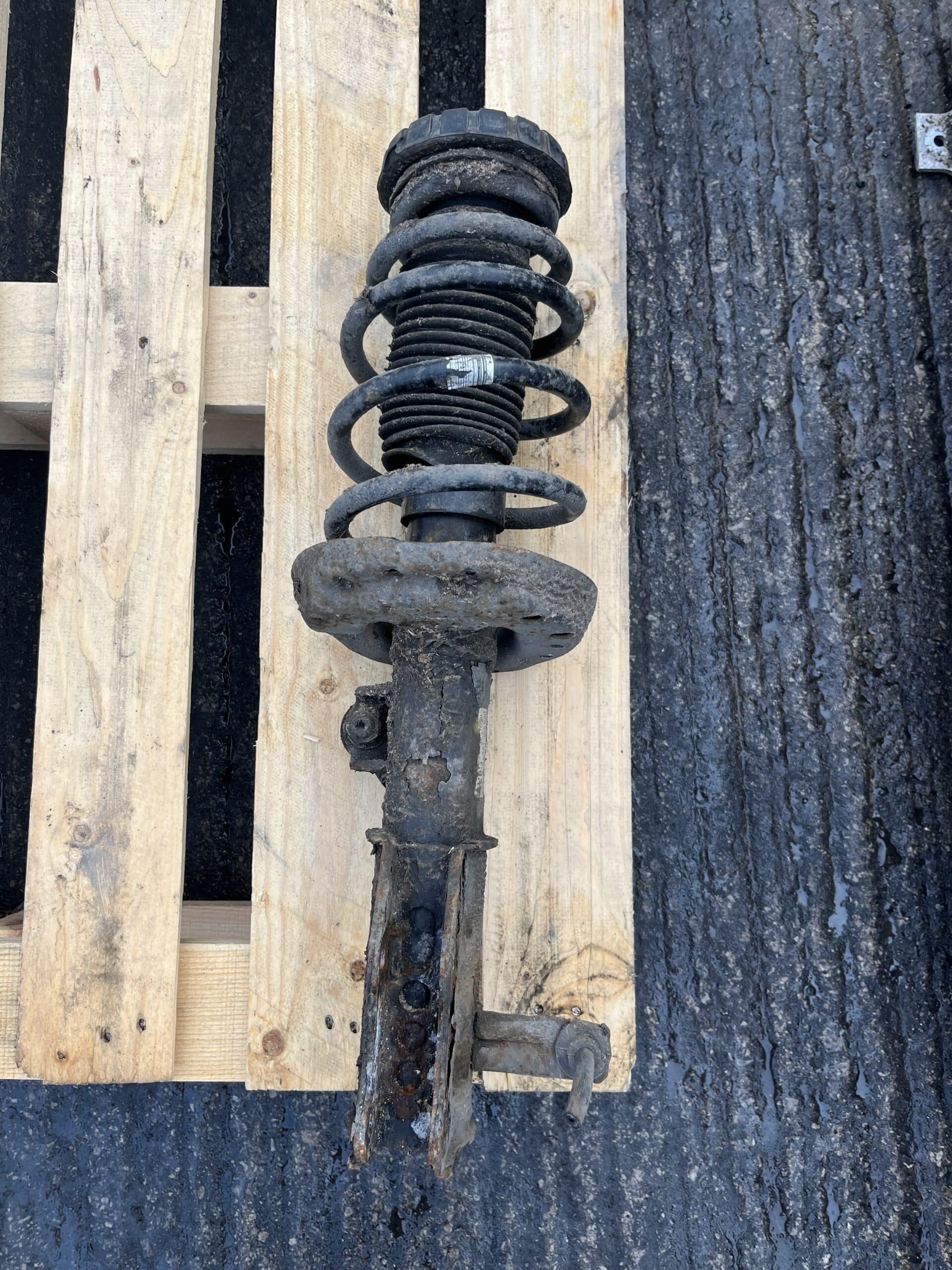 Vauxhall Insignia 2009-2017 2.0 CDTI Off Side Front Shock Absorber