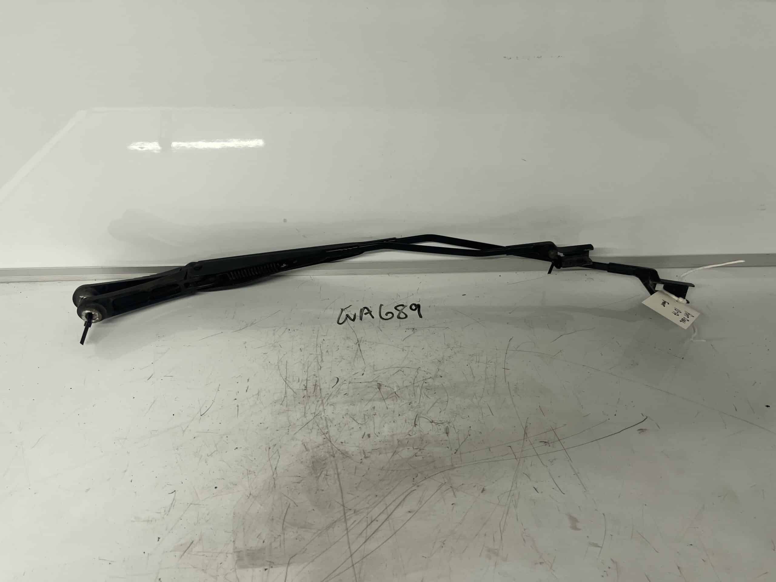 Fiat 500L 2013-2017 Front Wiper Arms – Pair