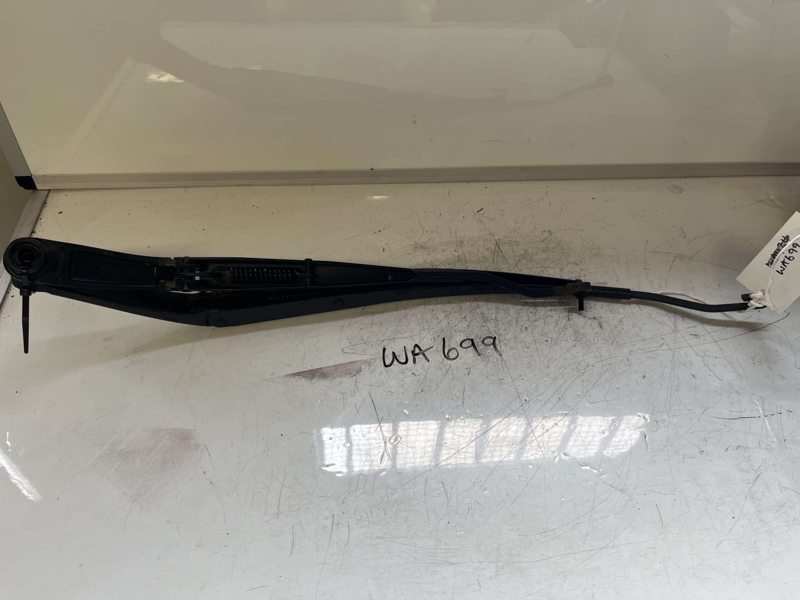 Kia Picanto 2017-2023 Hatchback Front Wiper Arm – PAIR