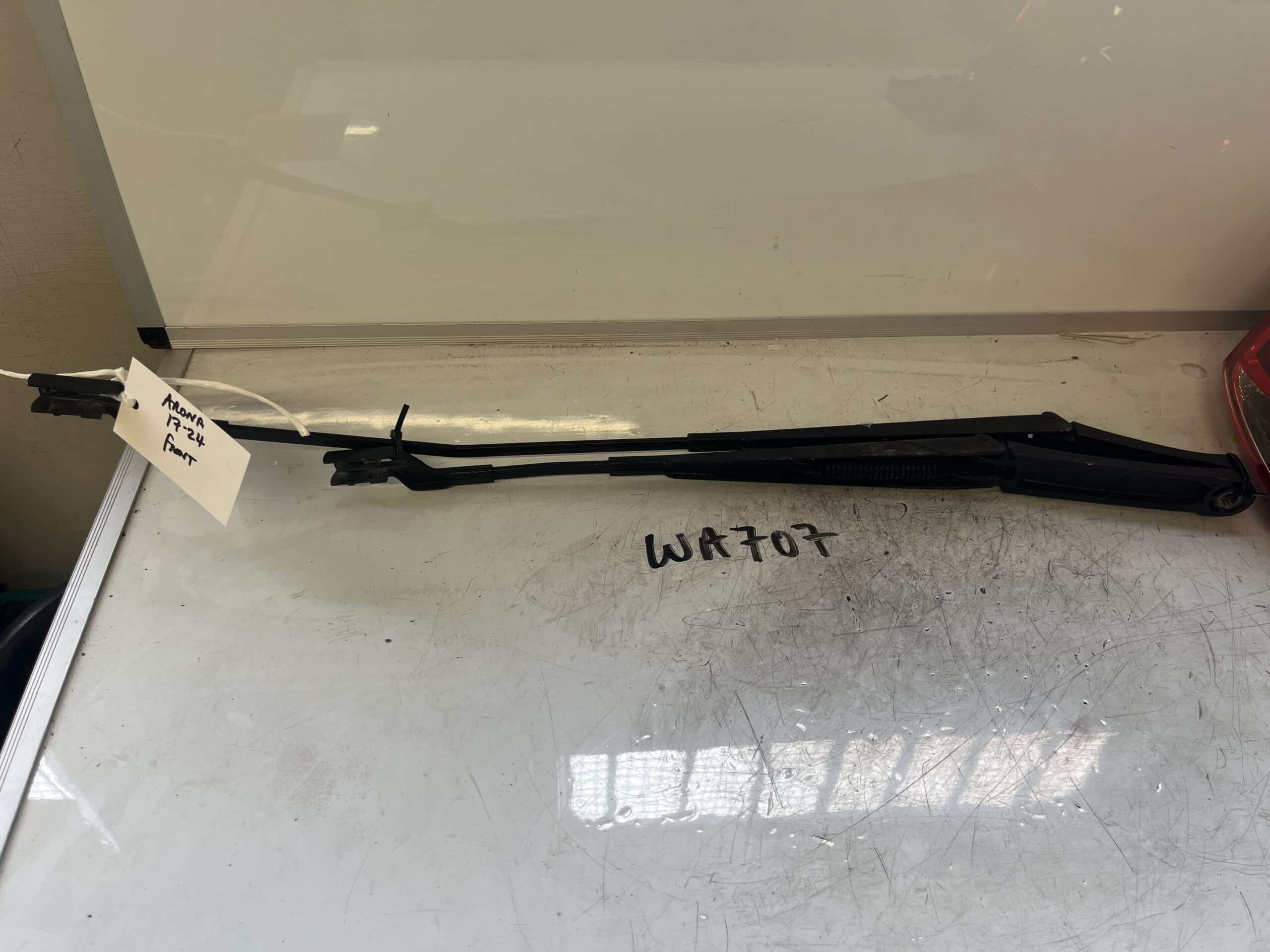 Seat Arona 2017-2024 Front Wiper Arms – PAIR