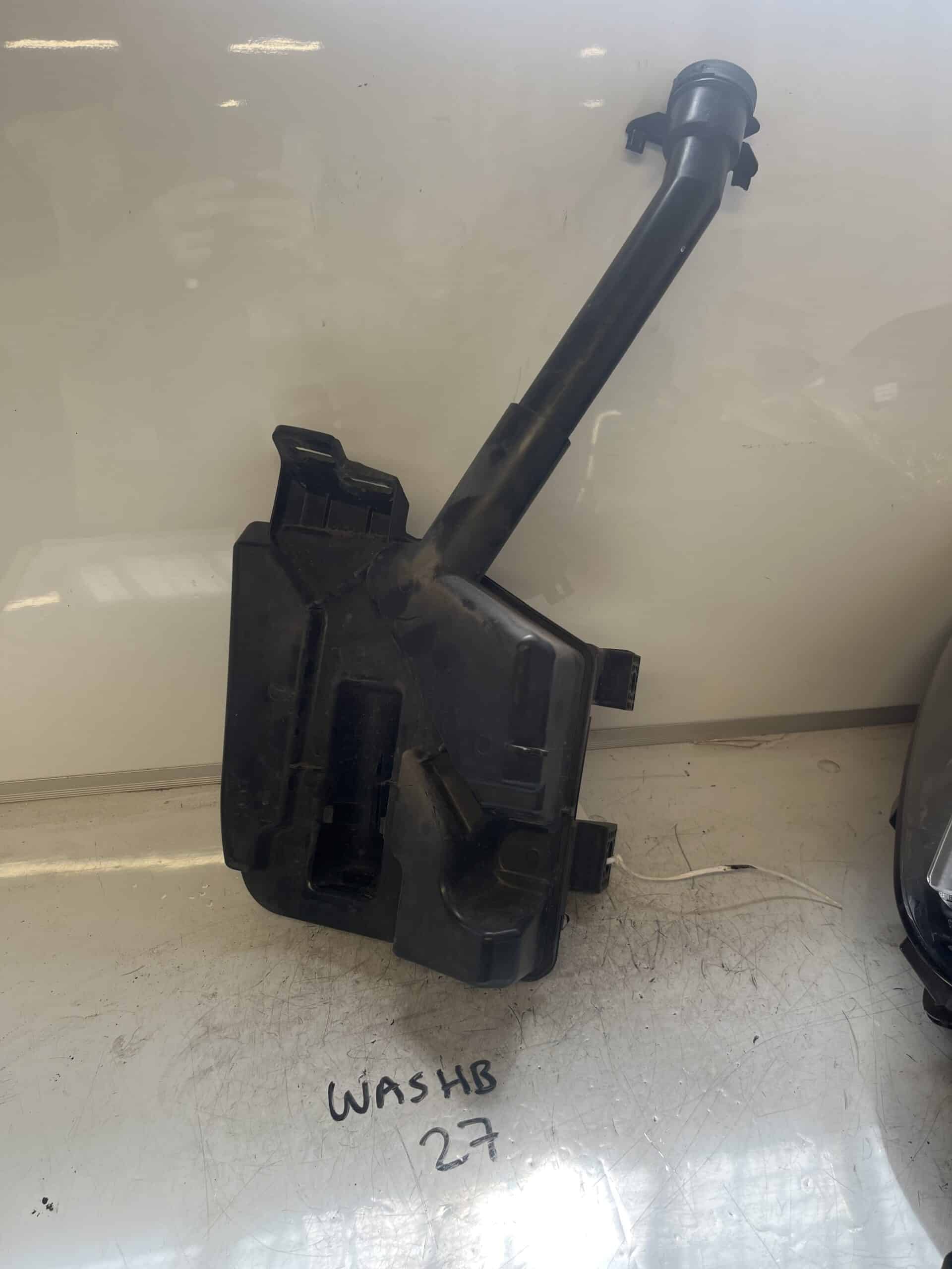 Vauxhall Astra 2015-2021 Windscreen Washer Bottle – 39010941 / 39010942