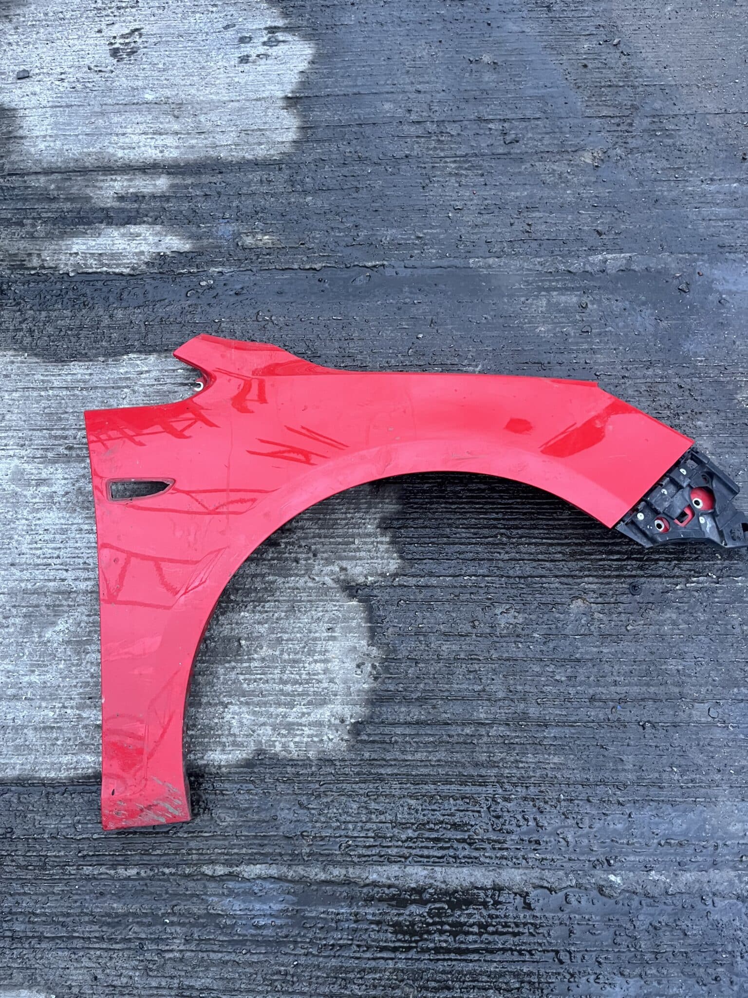 Vauxhall Astra 2010-2015 Off Side Wing – Red Z50B Colour Code