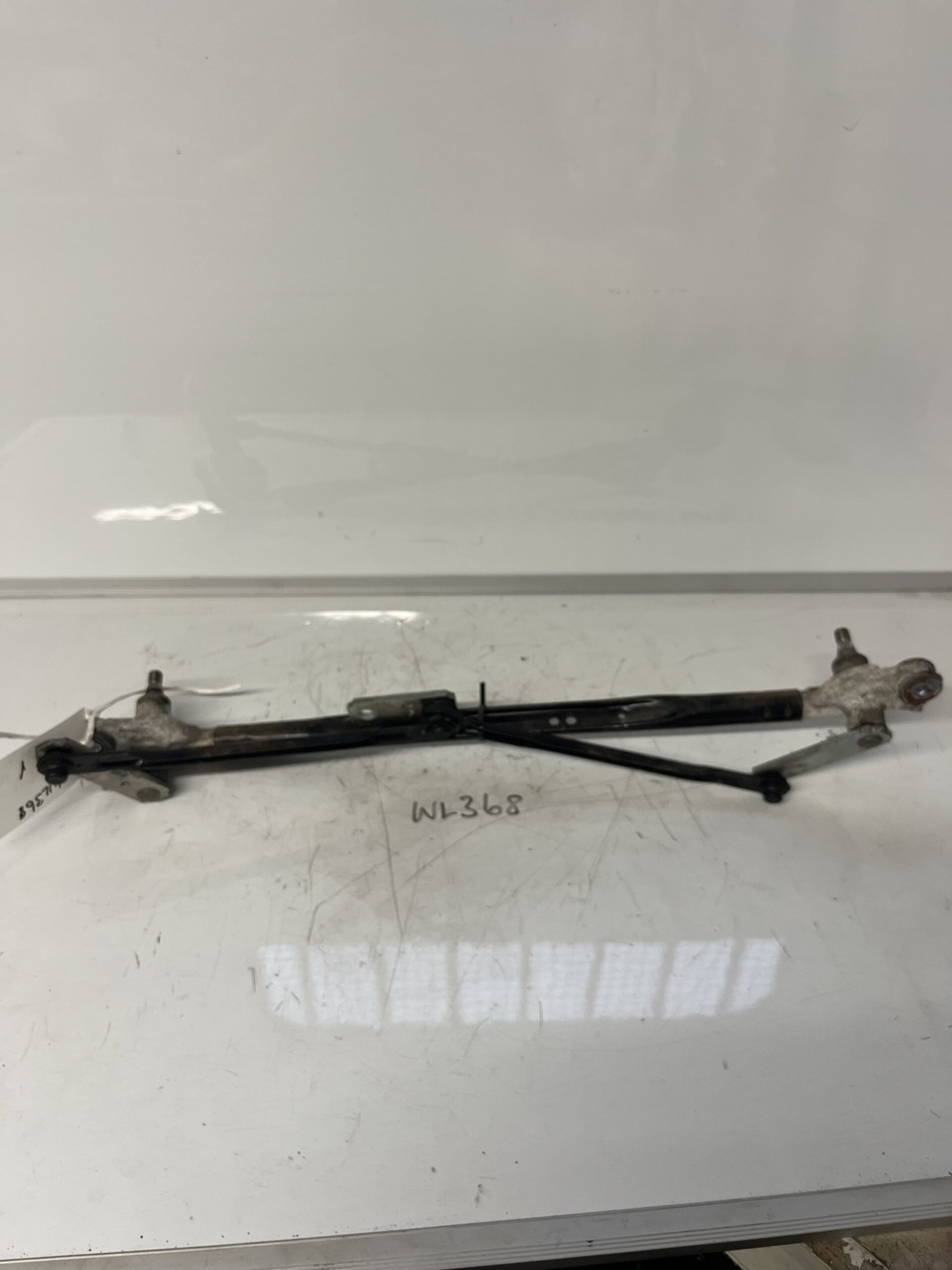 Hyundai Santa Fe 2006-2012 Front Wiper Linkage