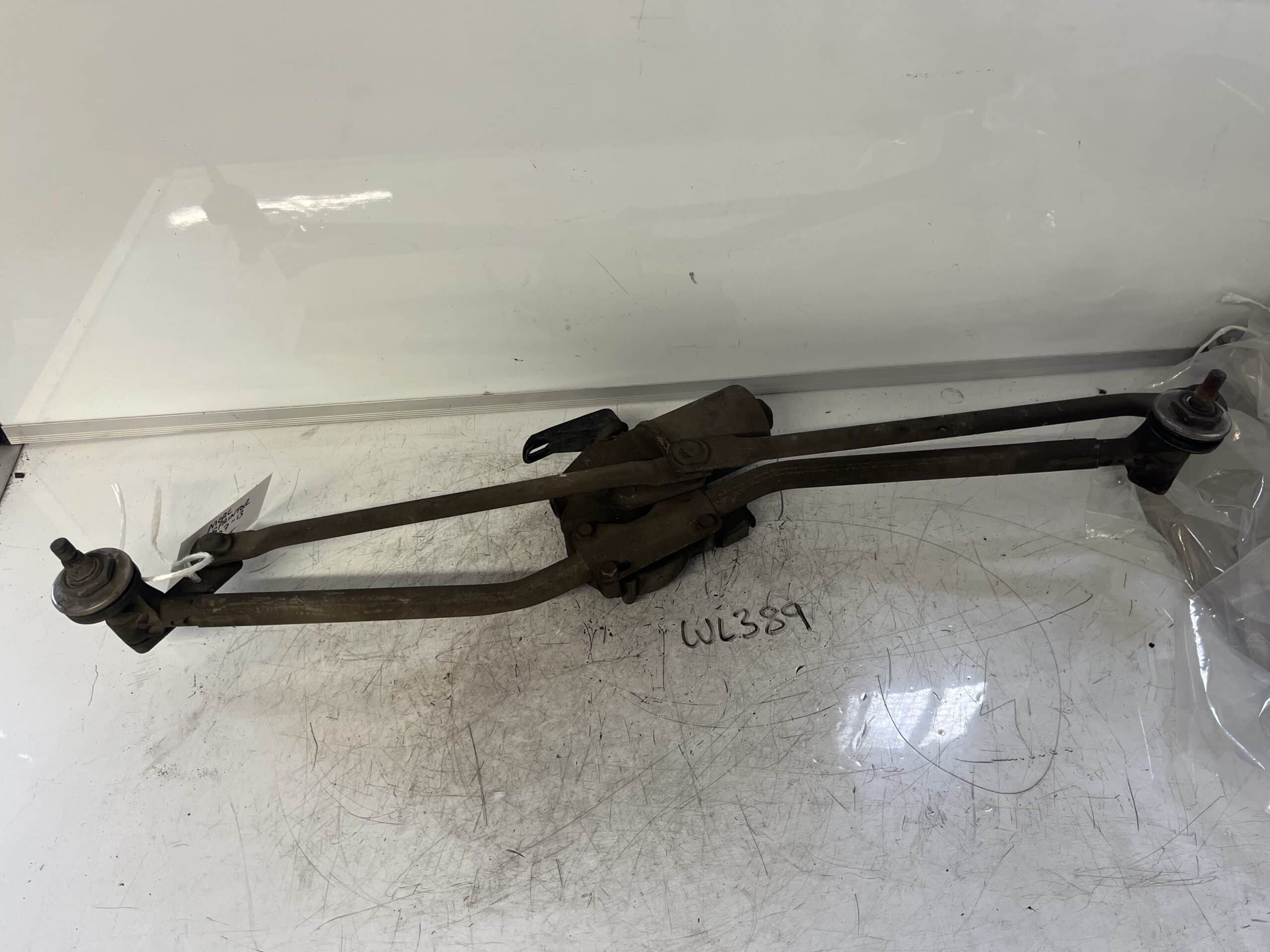 Mercedes Sprinter 2007-2013 Front Wiper Motor And Linkage – 405.147